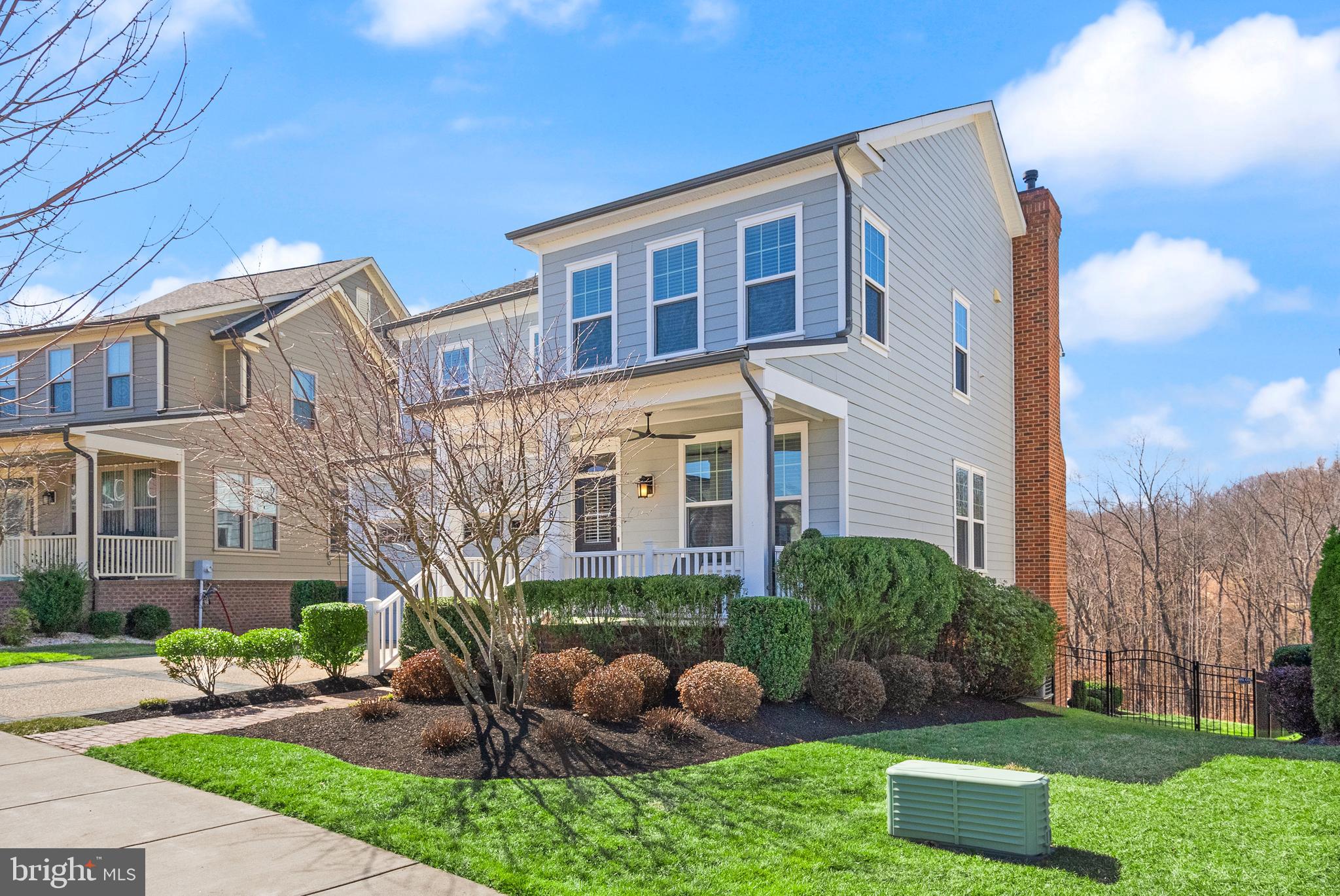 POTOMAC SHORES - Residential