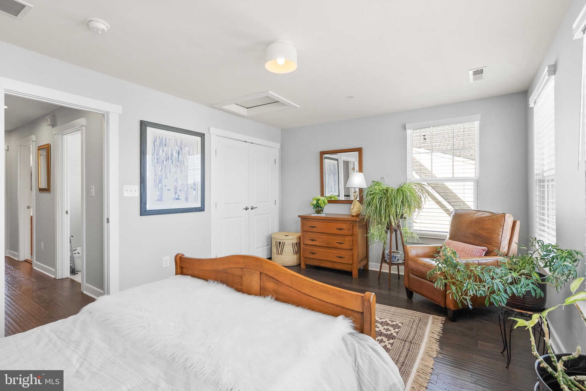 POTOMAC SHORES - Residential