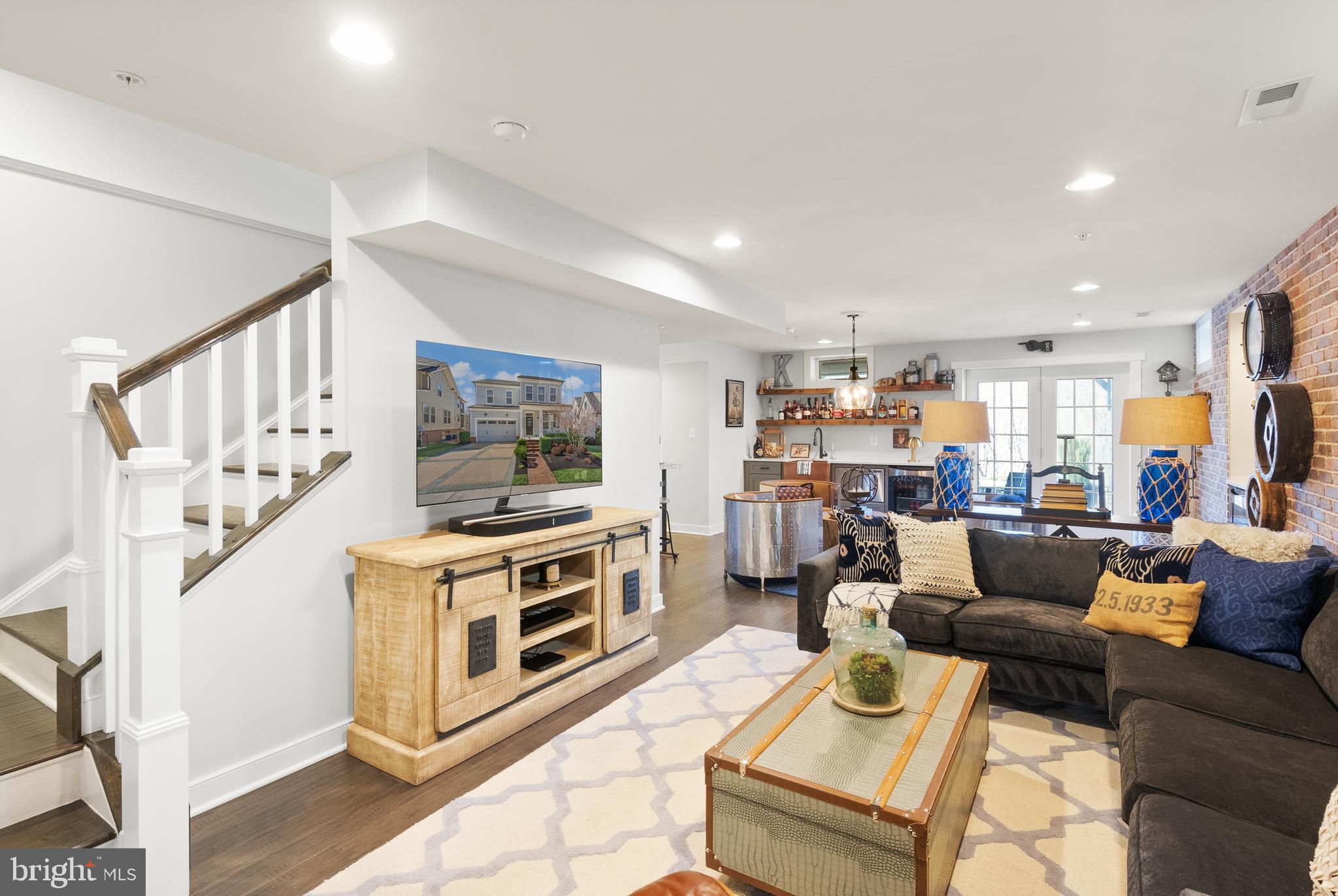 POTOMAC SHORES - Residential