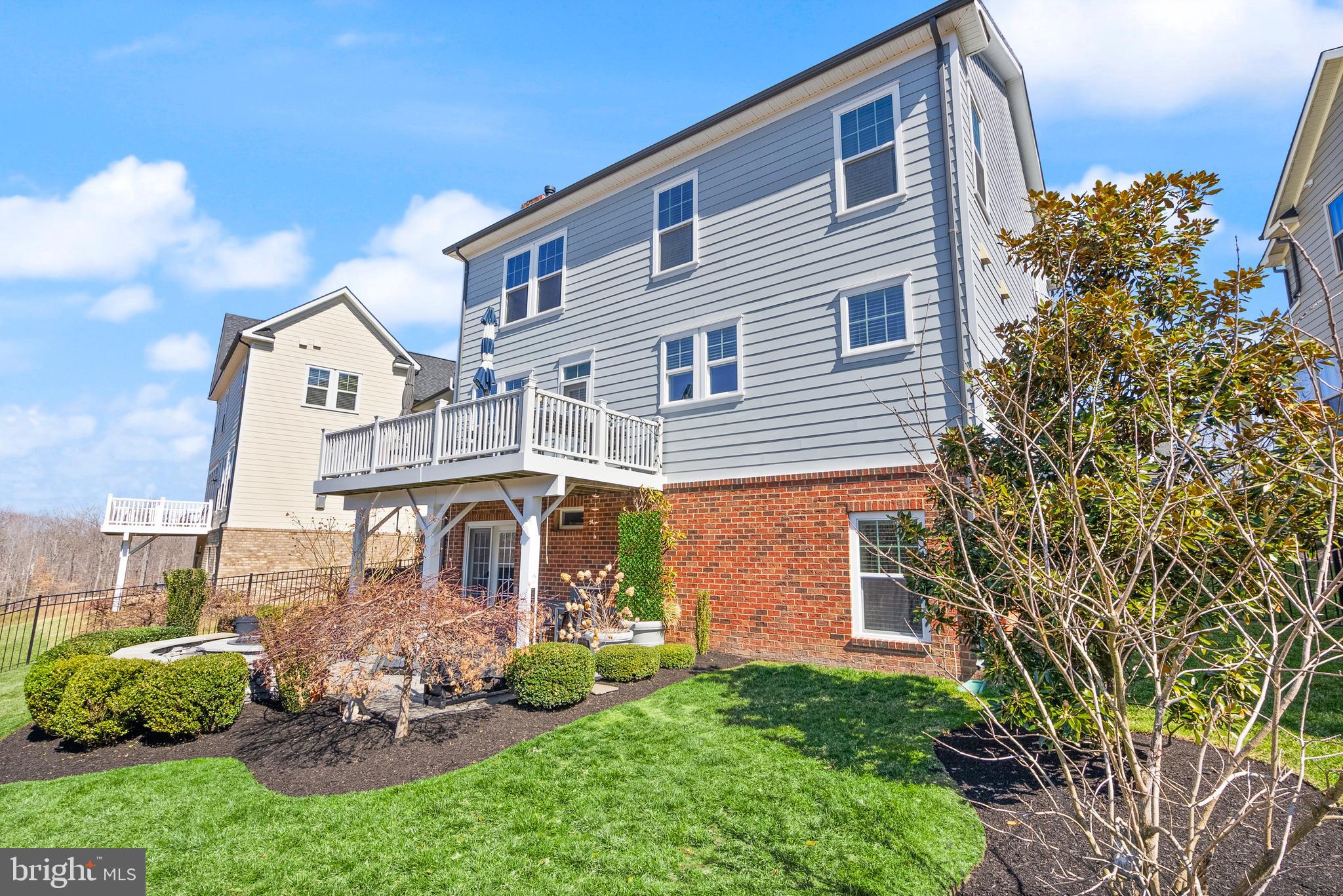 POTOMAC SHORES - Residential