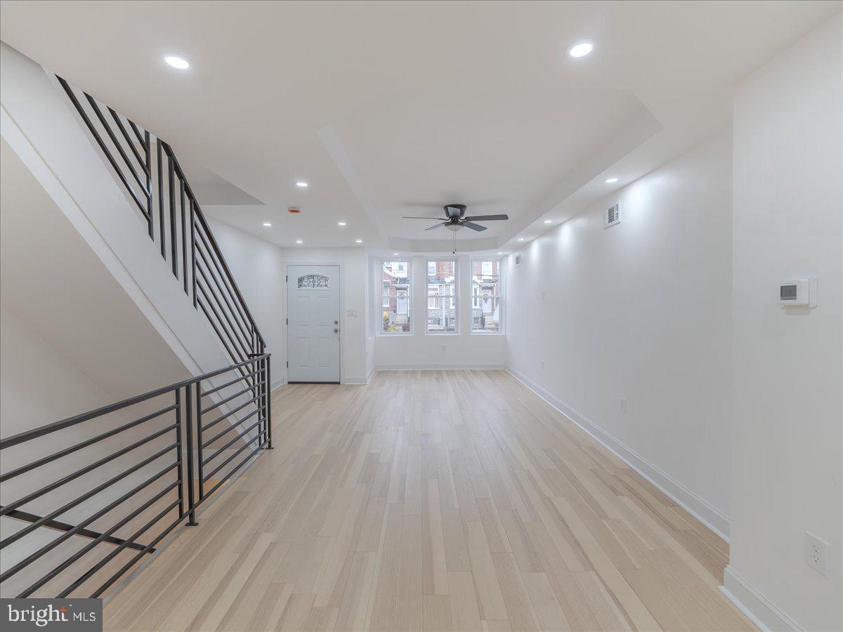 WEST OAK LANE - Residential