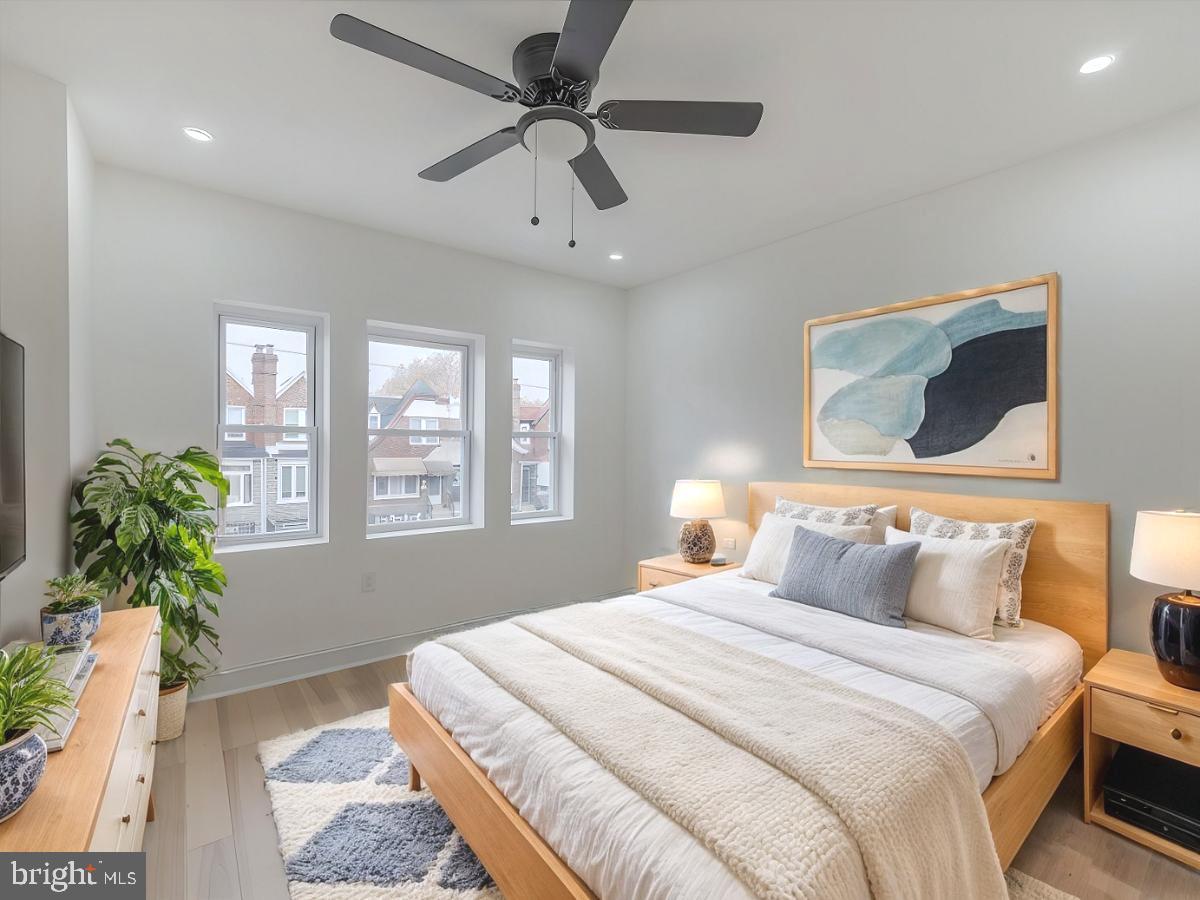 WEST OAK LANE - Residential