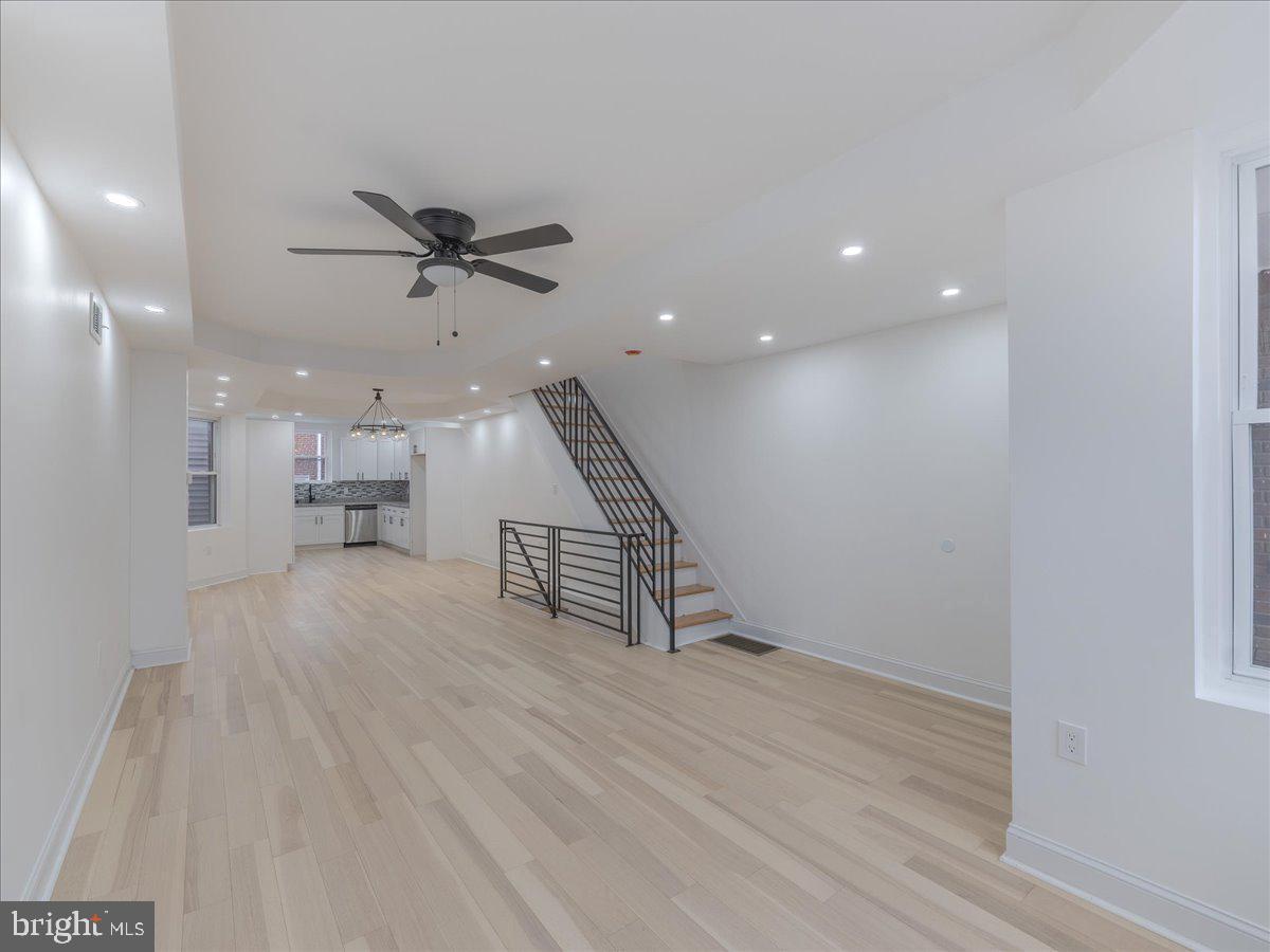 WEST OAK LANE - Residential