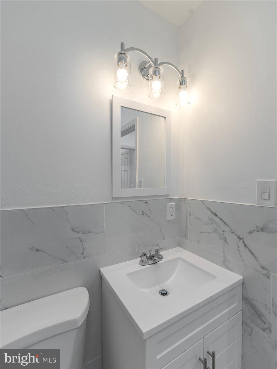 WEST OAK LANE - Residential