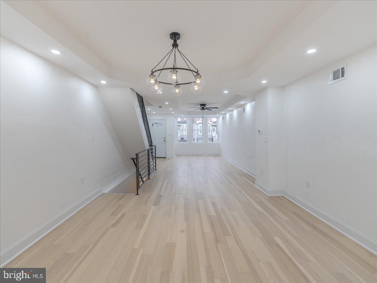 WEST OAK LANE - Residential