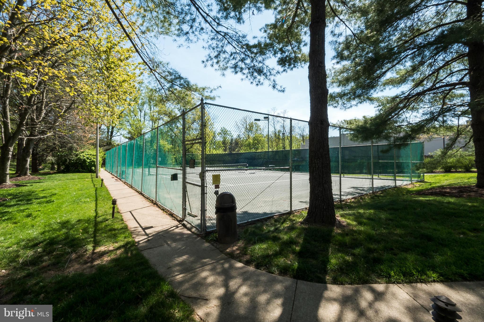 SUMNER VILLAGE - Residential