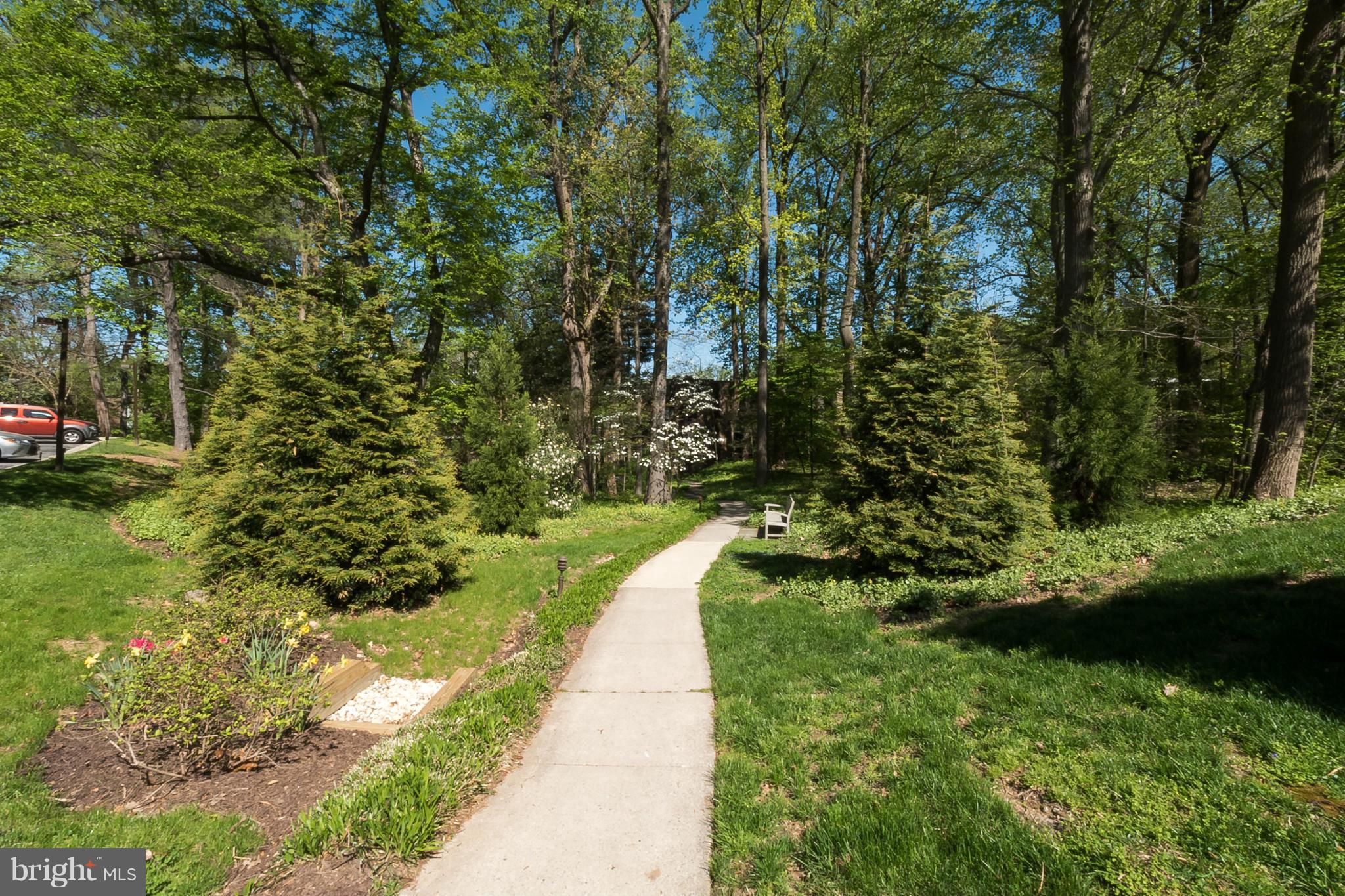 SUMNER VILLAGE - Residential