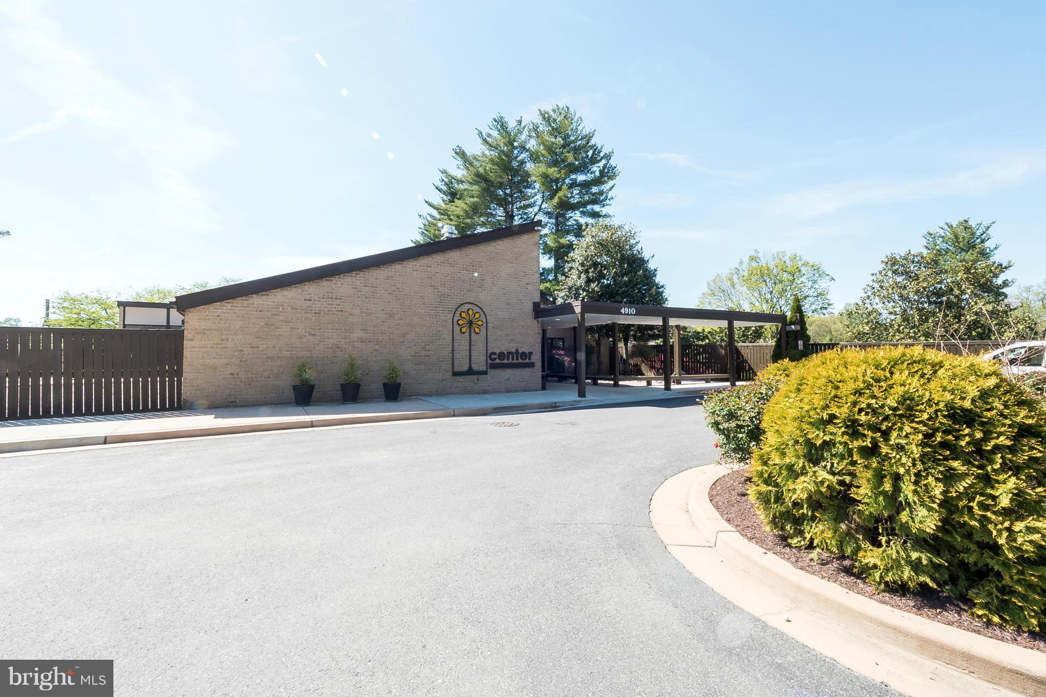 SUMNER VILLAGE - Residential