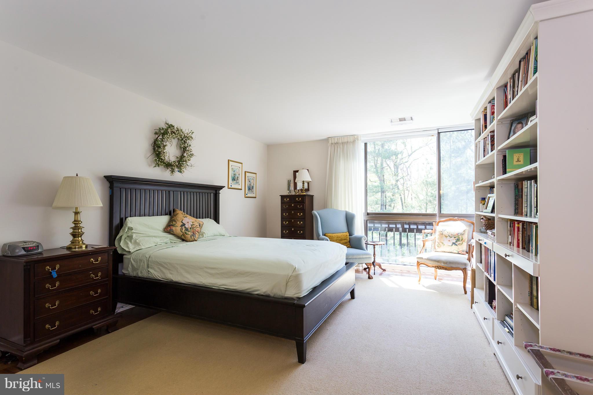 SUMNER VILLAGE - Residential