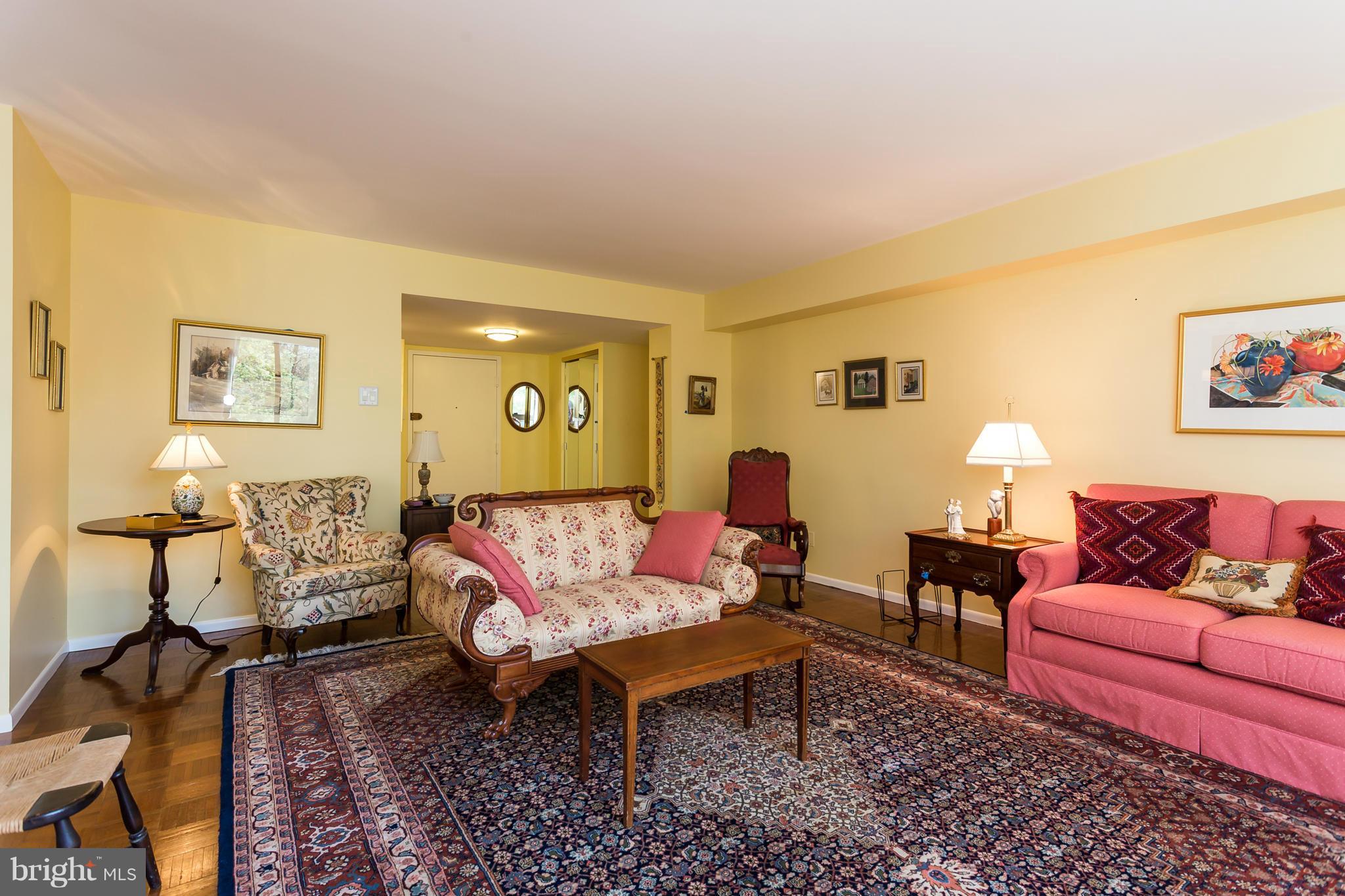 SUMNER VILLAGE - Residential