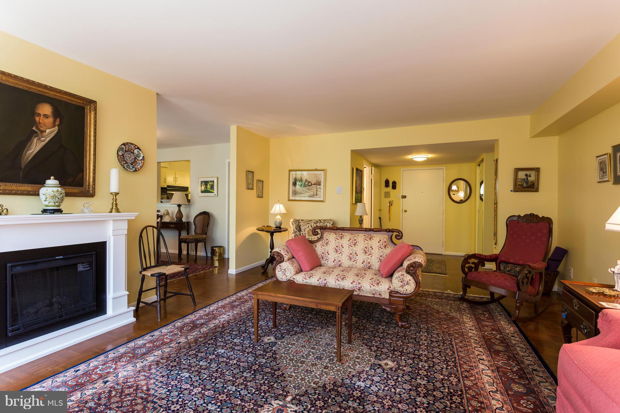 SUMNER VILLAGE - Residential