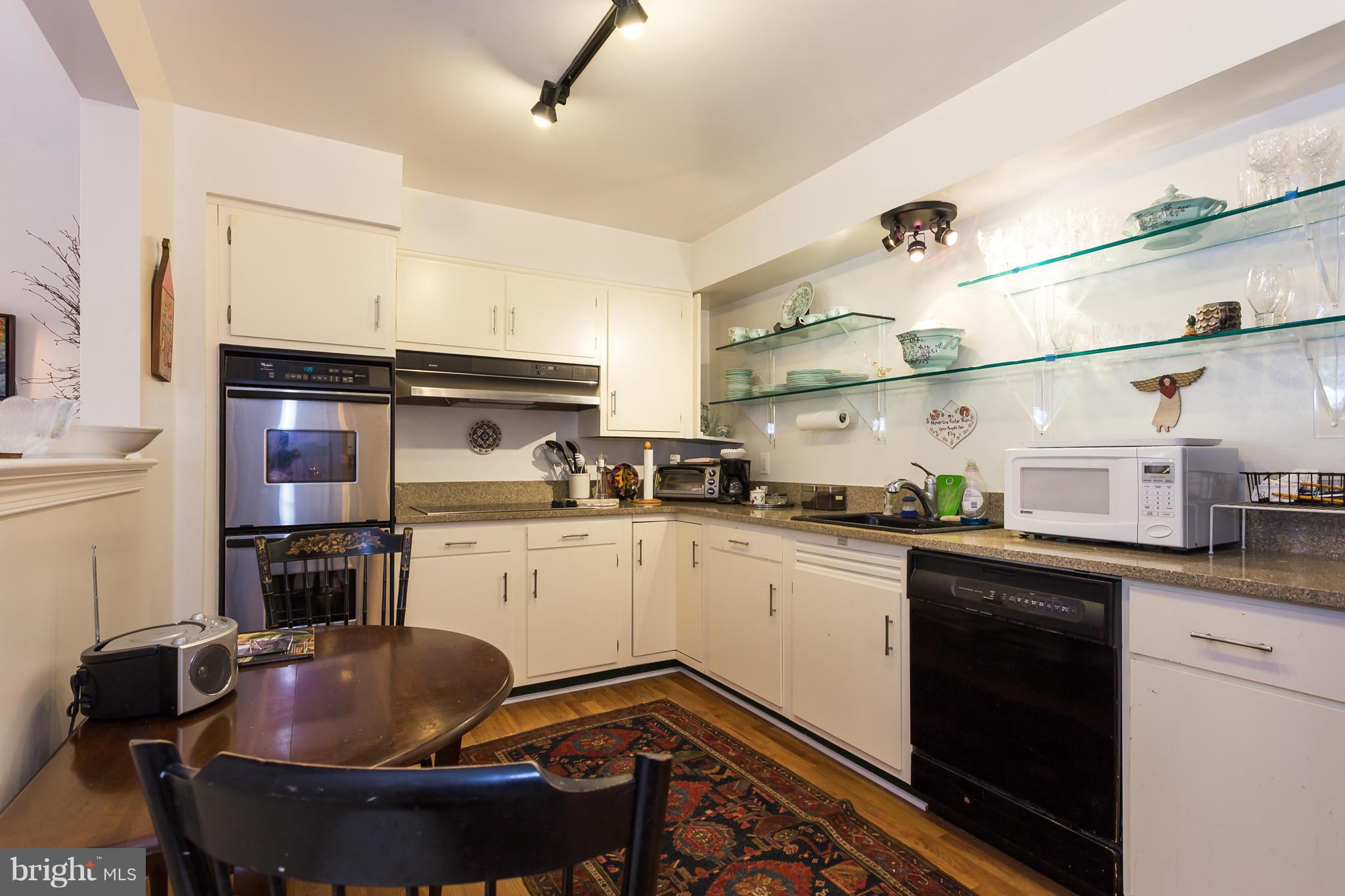 SUMNER VILLAGE - Residential