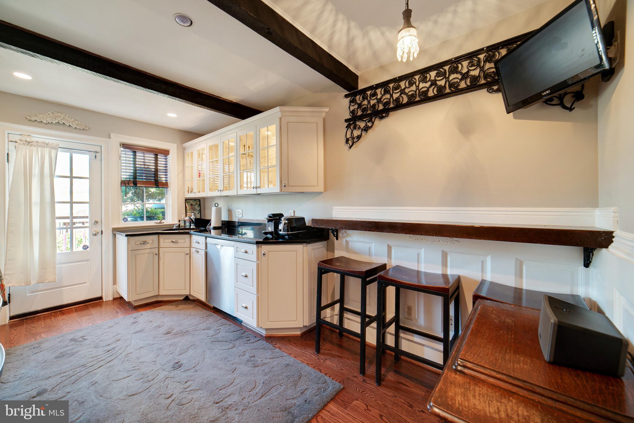 CANTON SQUARE - Residential