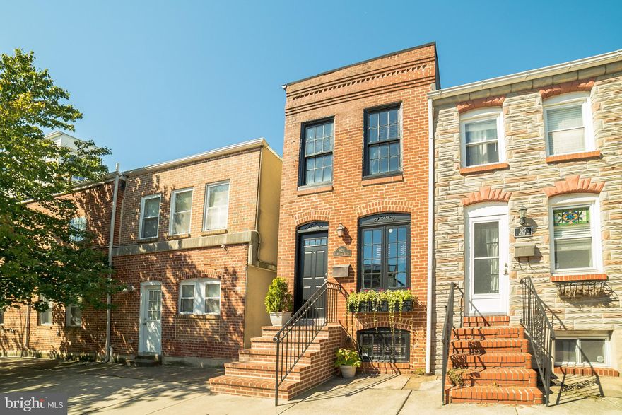 Welcome to this unique end of group Row-home nestled in a great desirable location. This enviable Canton location is a short distance to Baltimore's iconic Patterson Park, Canton Square and Fells Point. It features  hardwood floors throughout, uniquely designed tray ceilings on the main level, exposed beams in the master bedrooms tall cathedral ceilings, a small patio off the master bedroom, a stunning Jacuzzi tub, a parking space which makes it very convenient for on street parking, and a roof top deck which gives a great overview of the city night life. Don't miss out on this beauty, it's easy accessibility to major routes keeps you close to everything you need and love in the city! This wont last long. Bring your best offers to the table.  Enjoy the video walk thru from the link below: https://homejab.com/property/view/628-s-milton-ave-baltimore-md-21224-usa