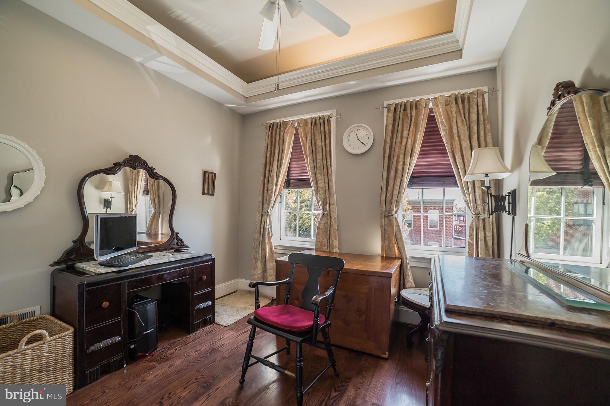 CANTON SQUARE - Residential