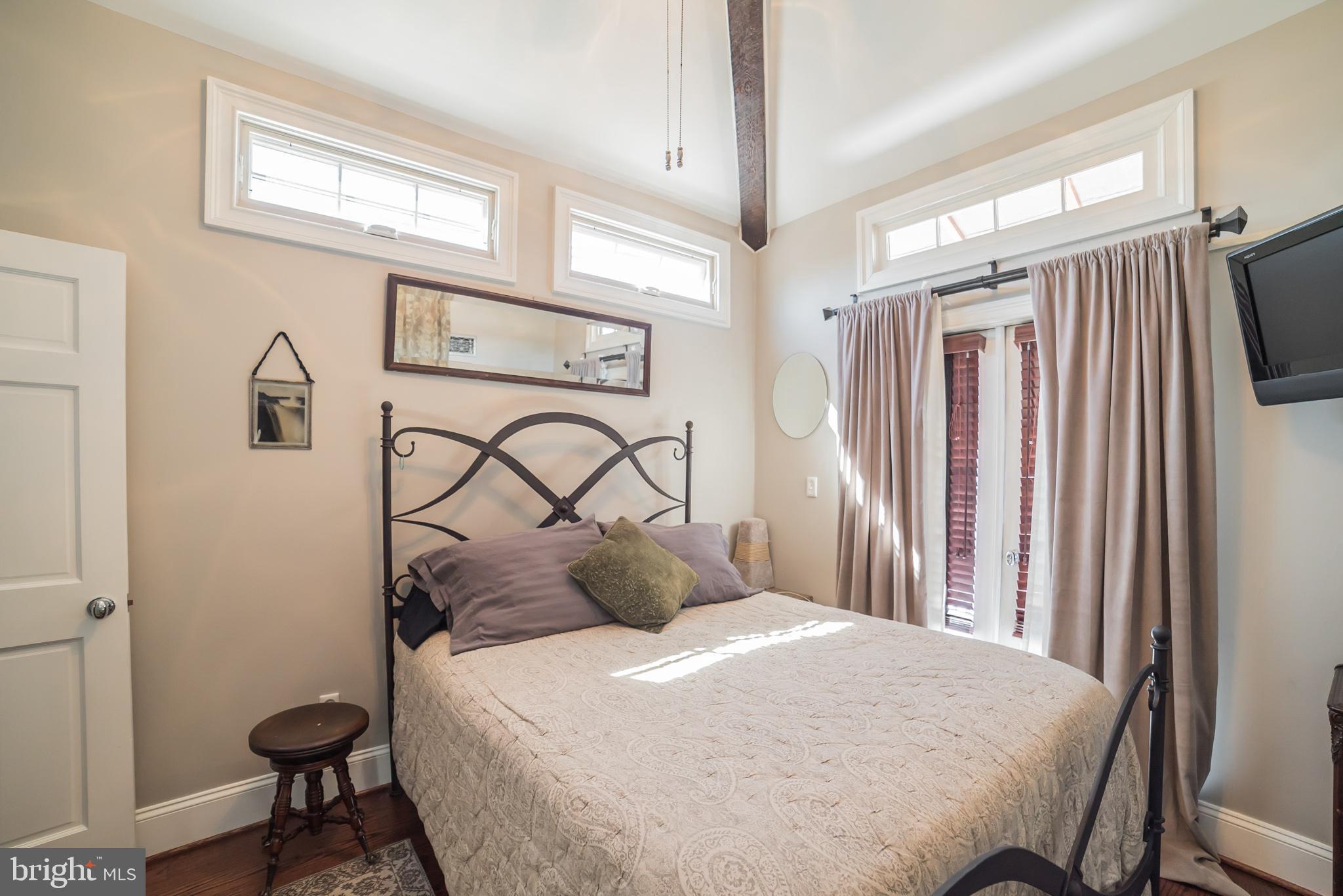 CANTON SQUARE - Residential