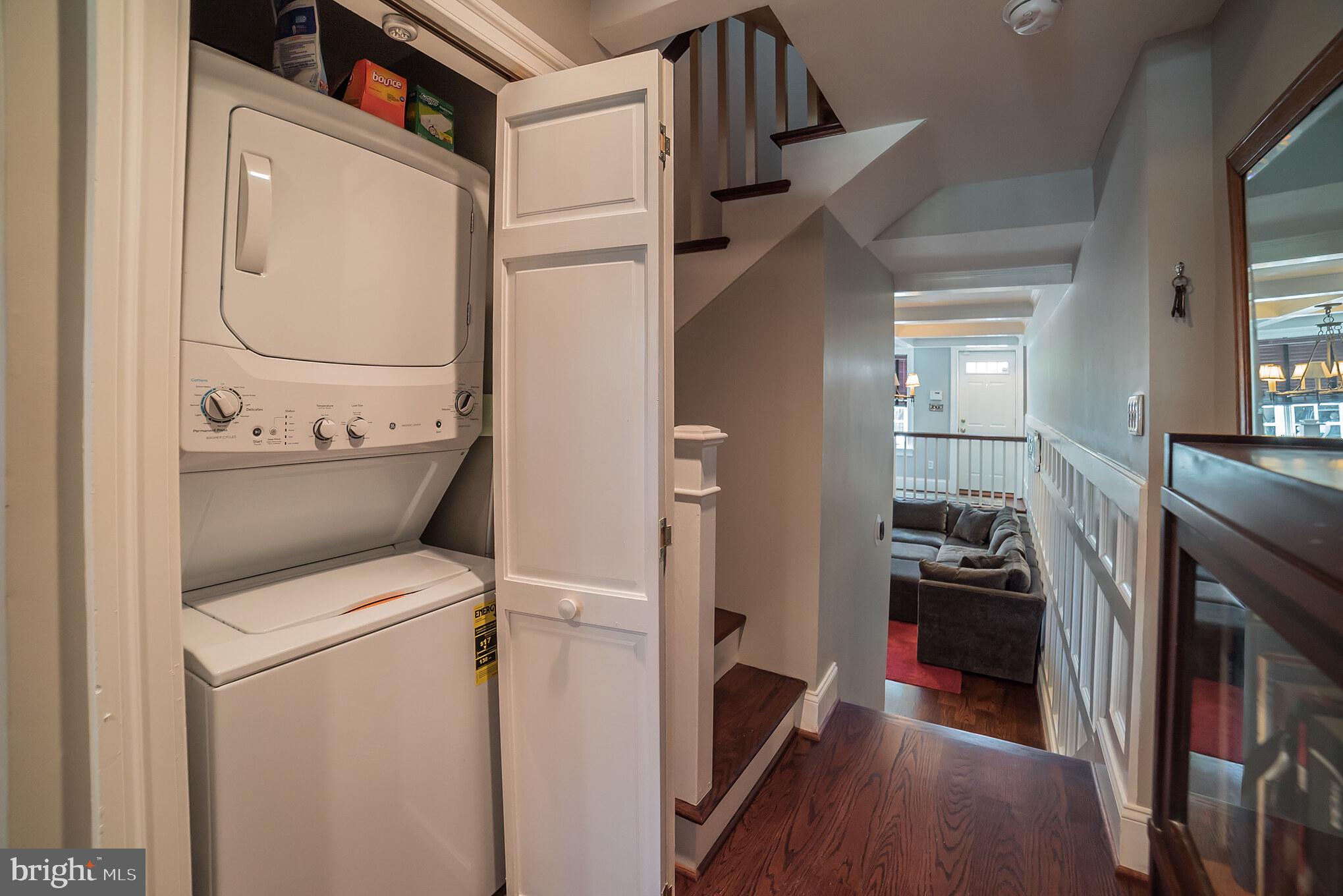 CANTON SQUARE - Residential