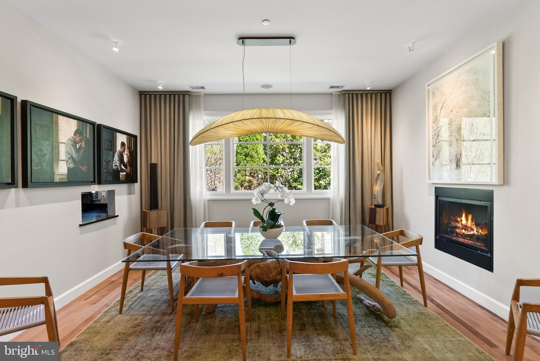 FOREST HILLS - Residential