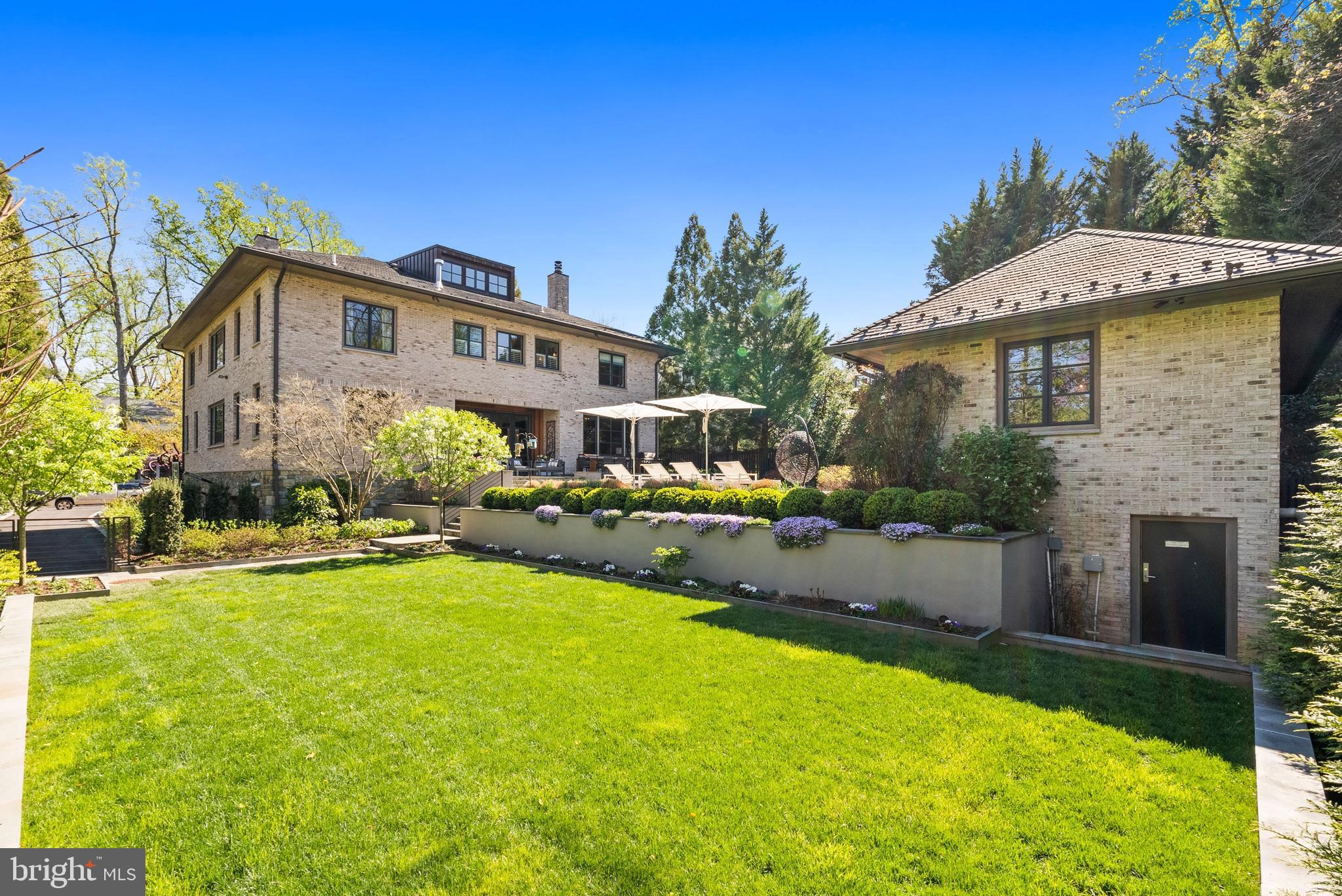 2845 CHESTERFIELD PLACE NW