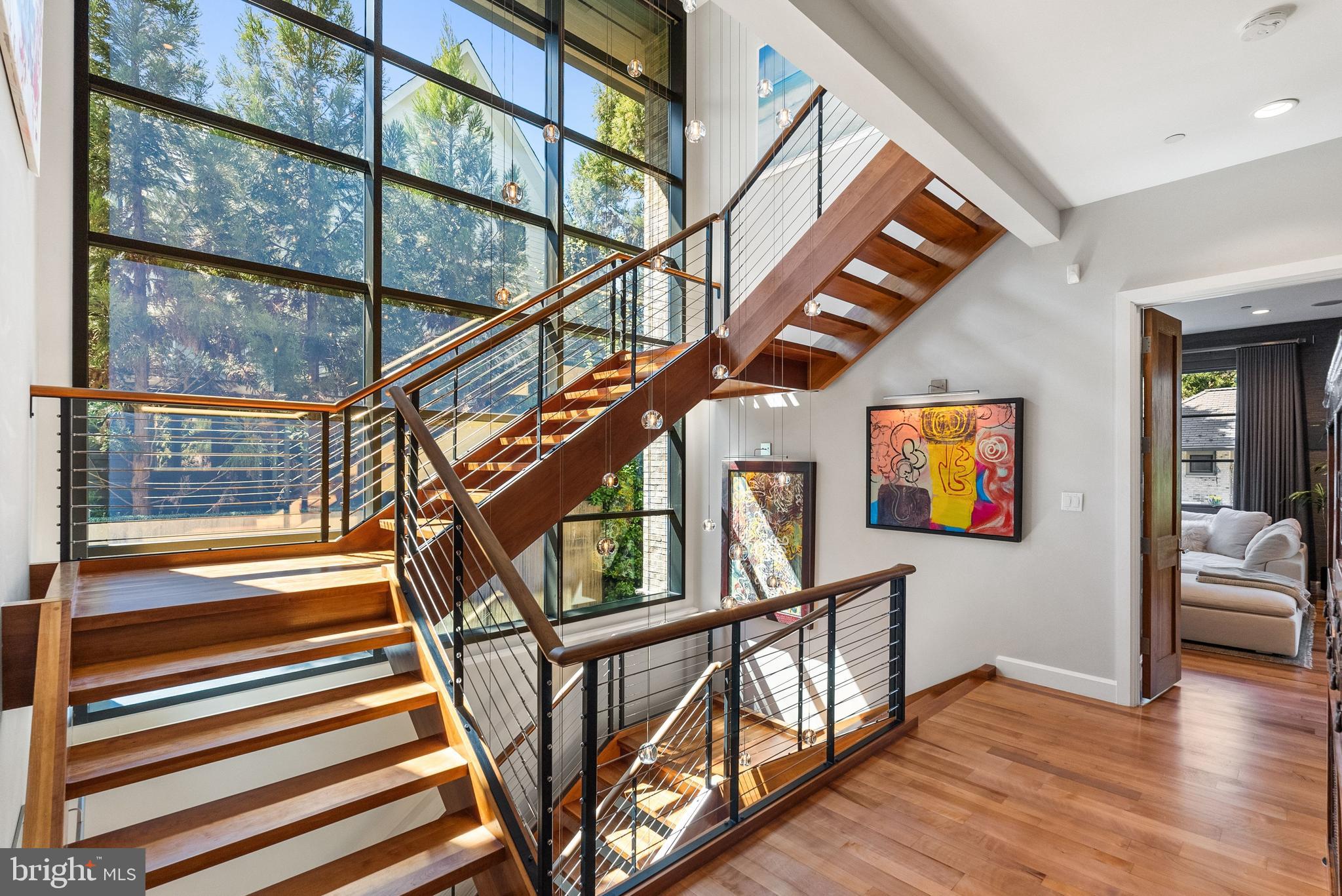 FOREST HILLS - Residential