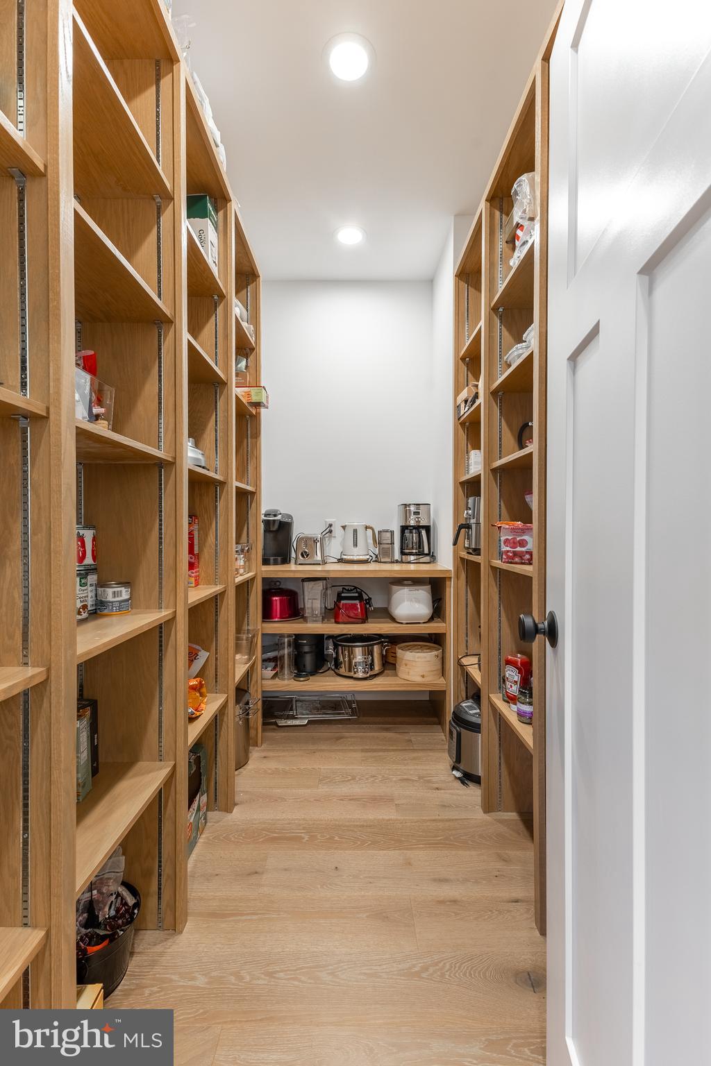 WINFIELD HEIGHTS - Residential