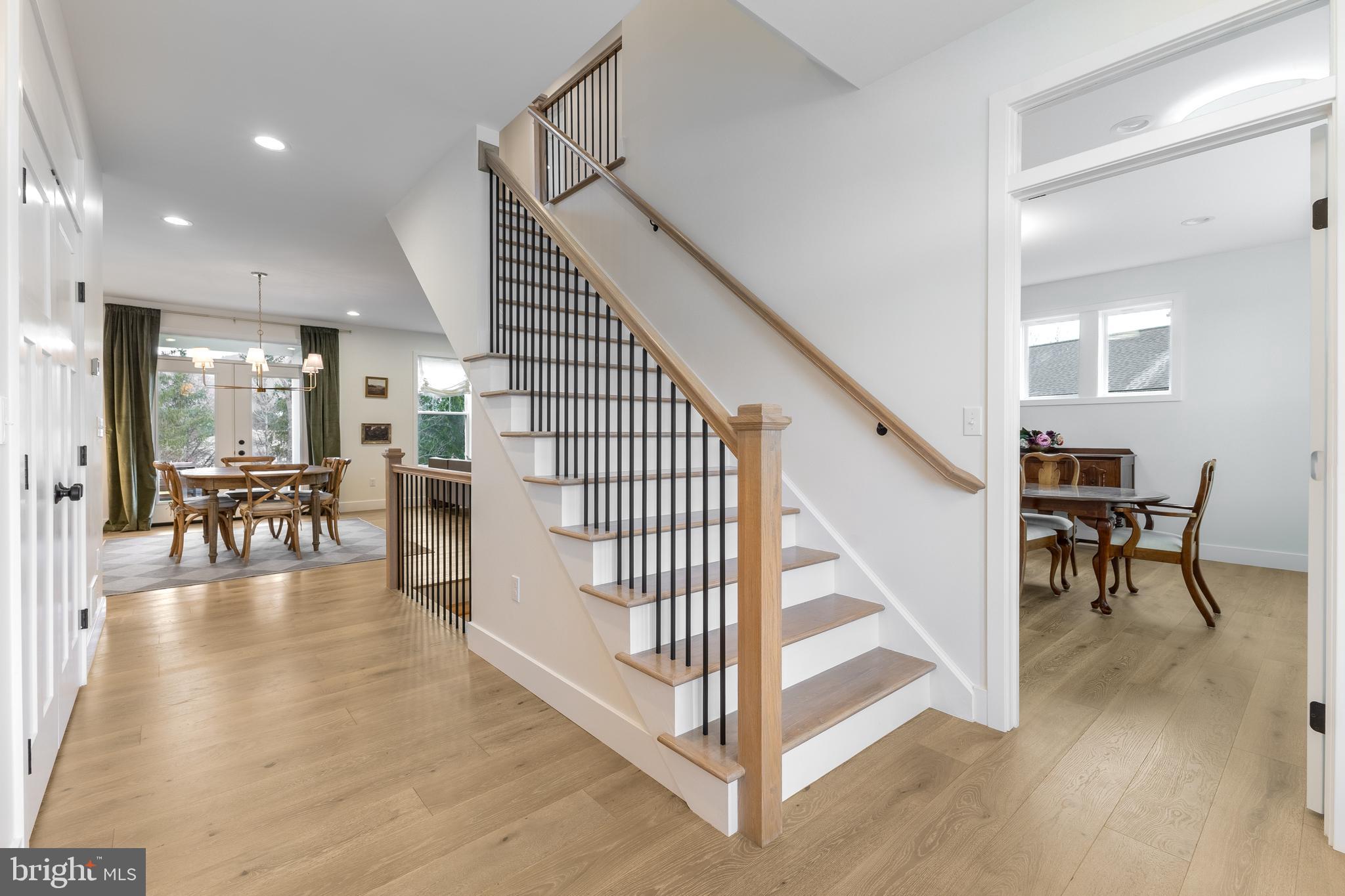 WINFIELD HEIGHTS - Residential