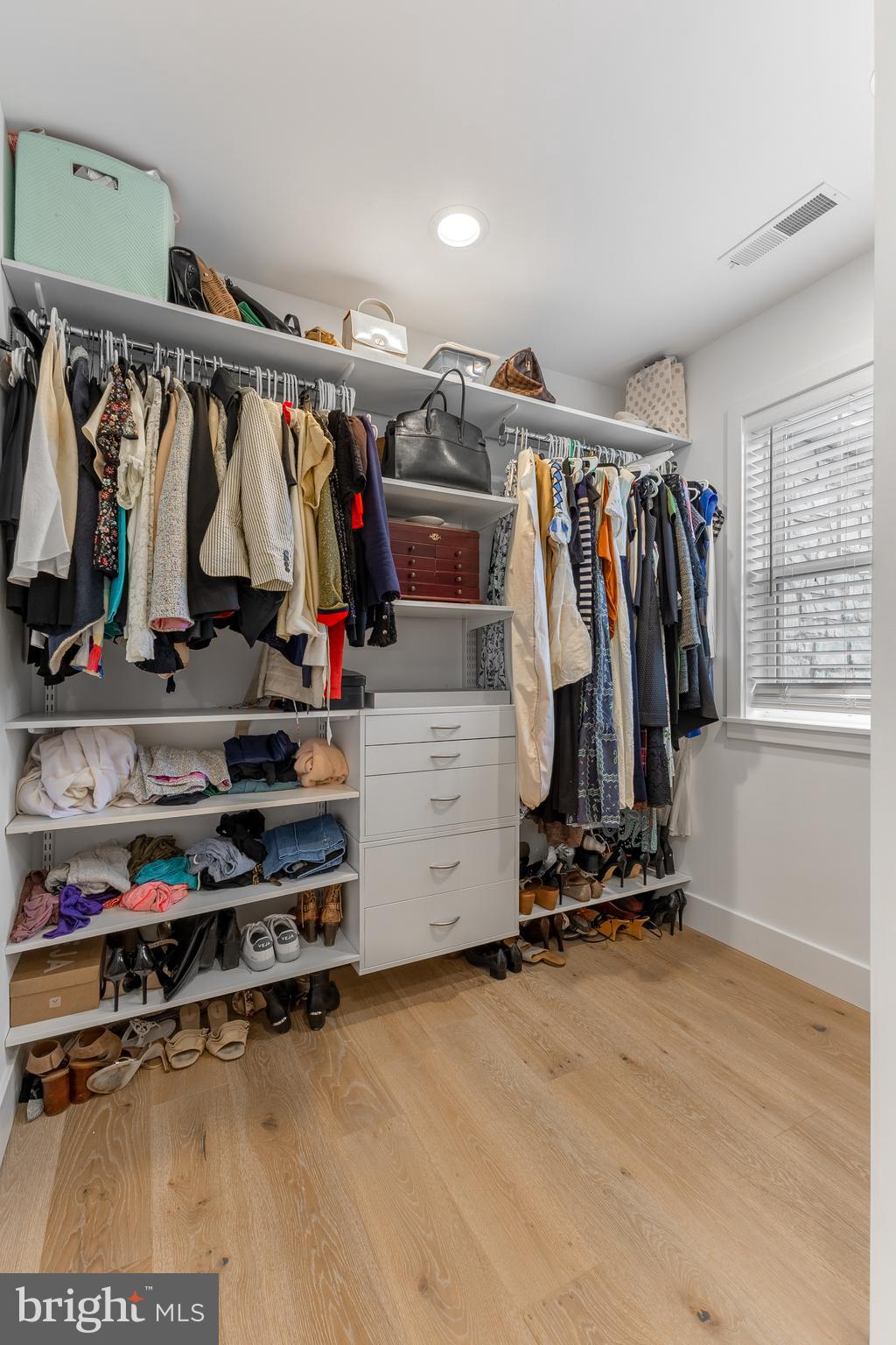 WINFIELD HEIGHTS - Residential