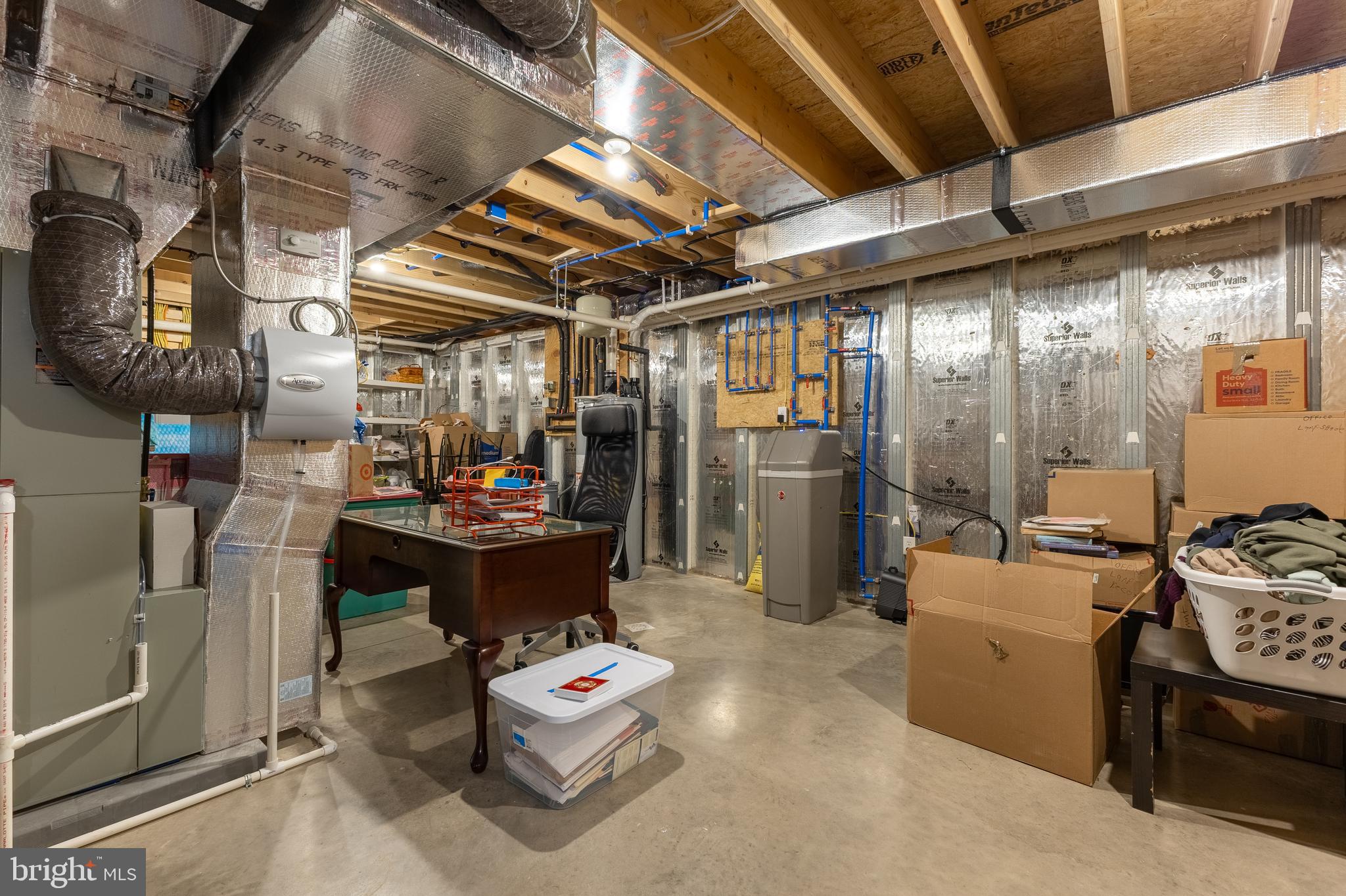 WINFIELD HEIGHTS - Residential