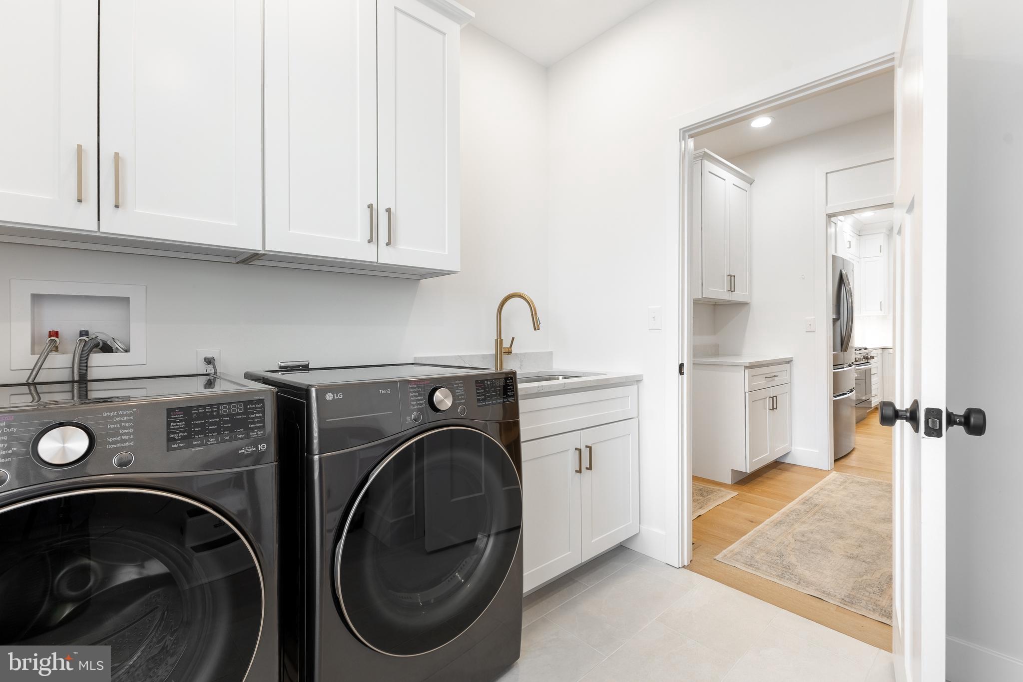 WINFIELD HEIGHTS - Residential