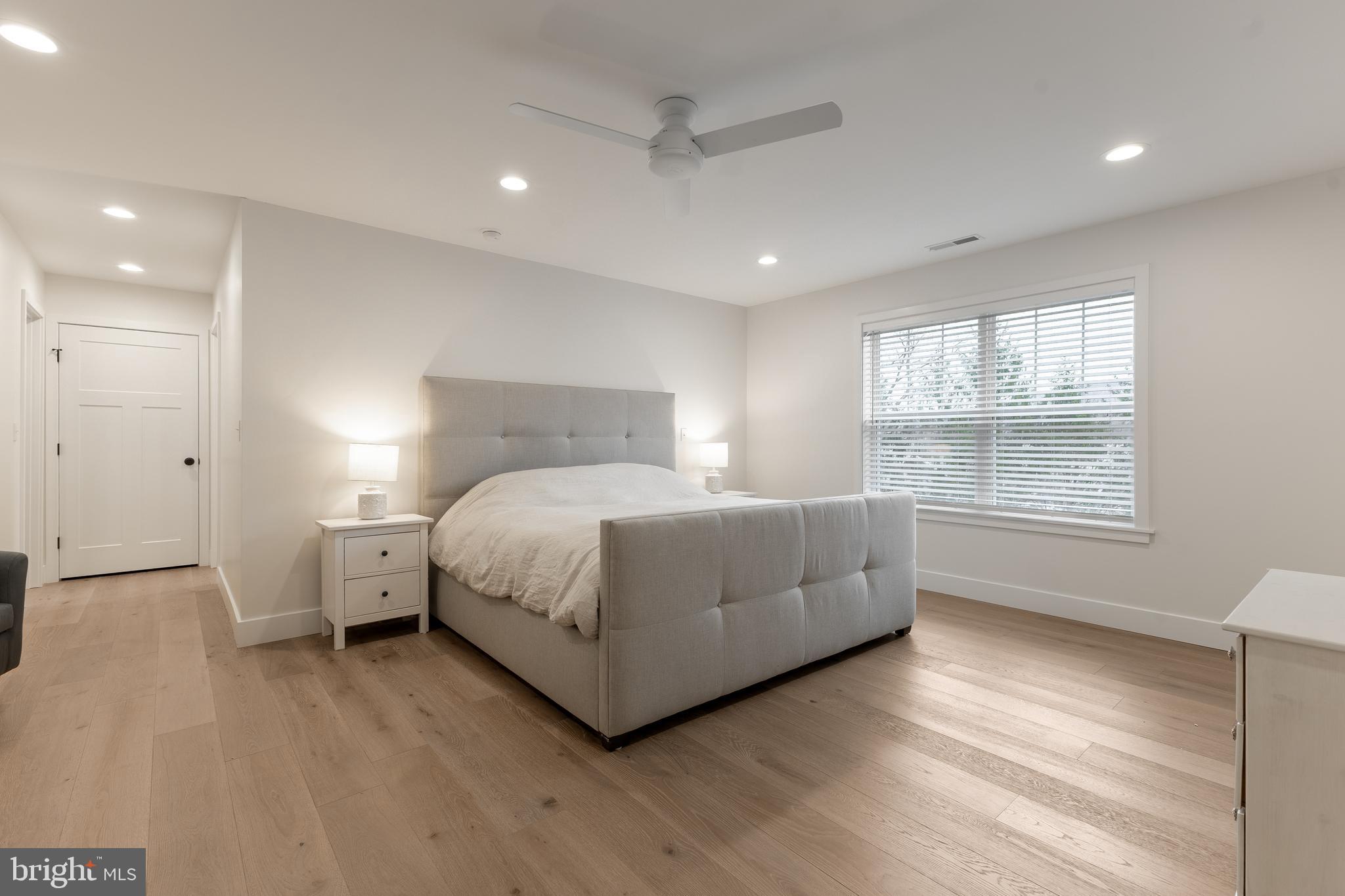 WINFIELD HEIGHTS - Residential