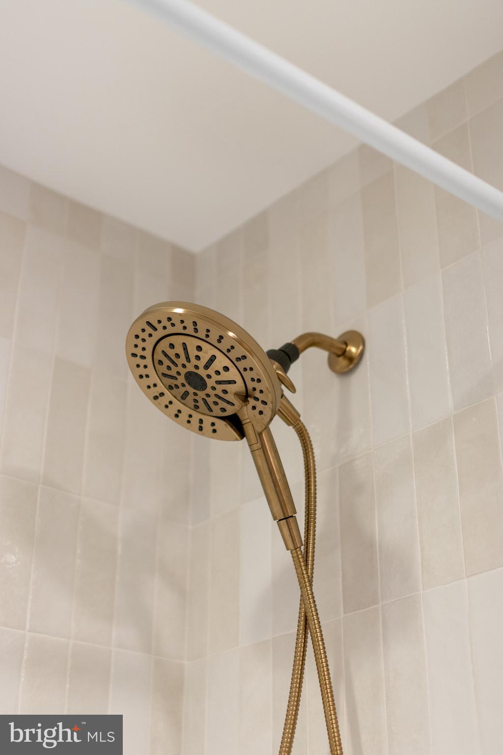 WINFIELD HEIGHTS - Residential