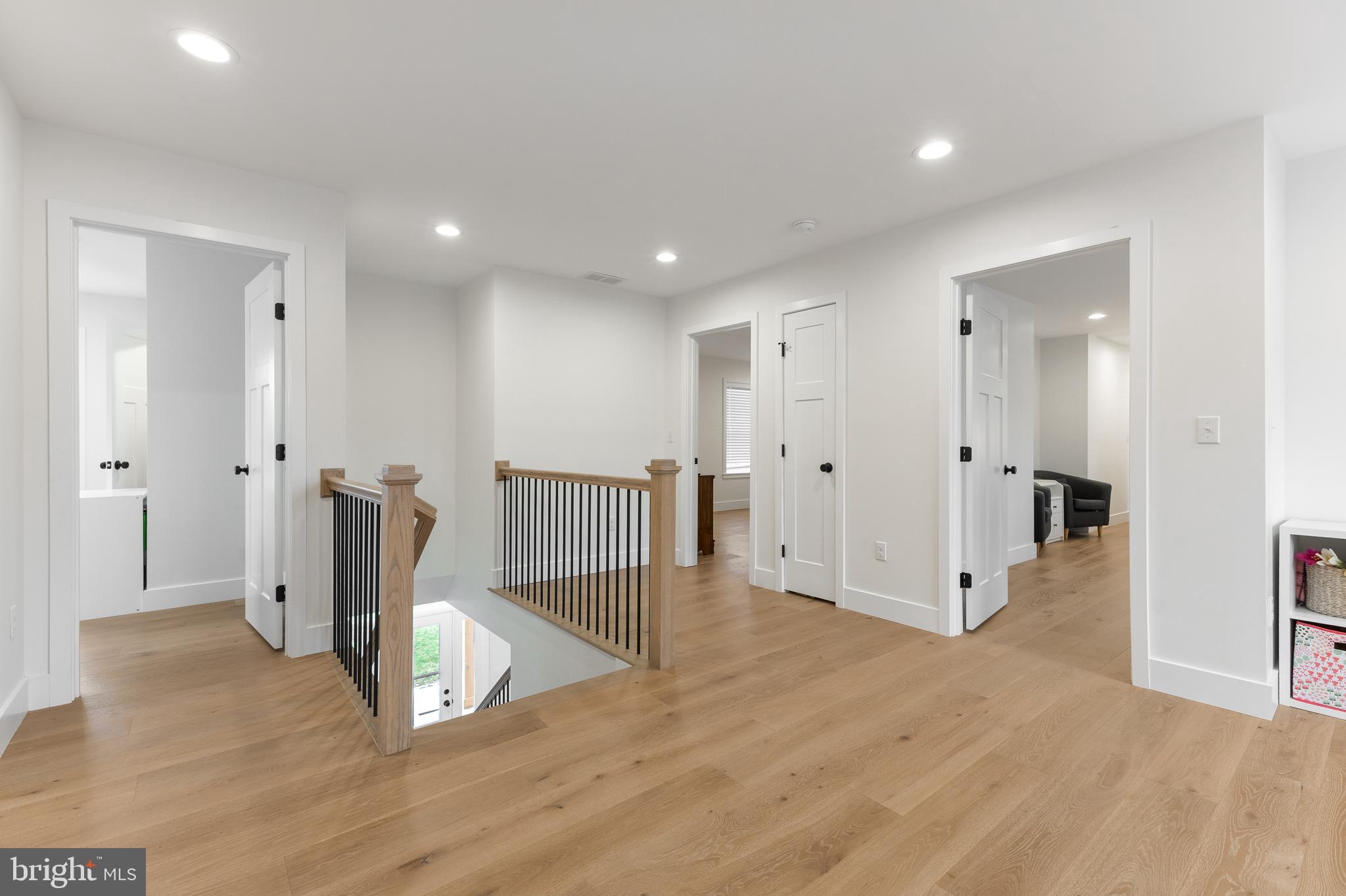 WINFIELD HEIGHTS - Residential