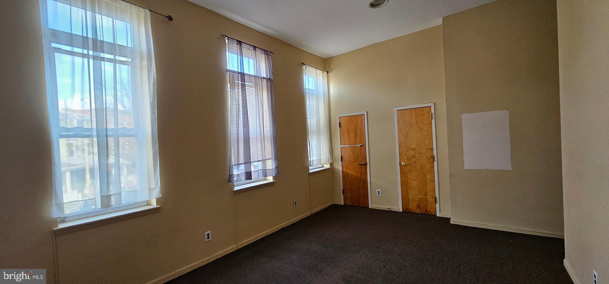 POWELTON VILLAGE - Residential Income