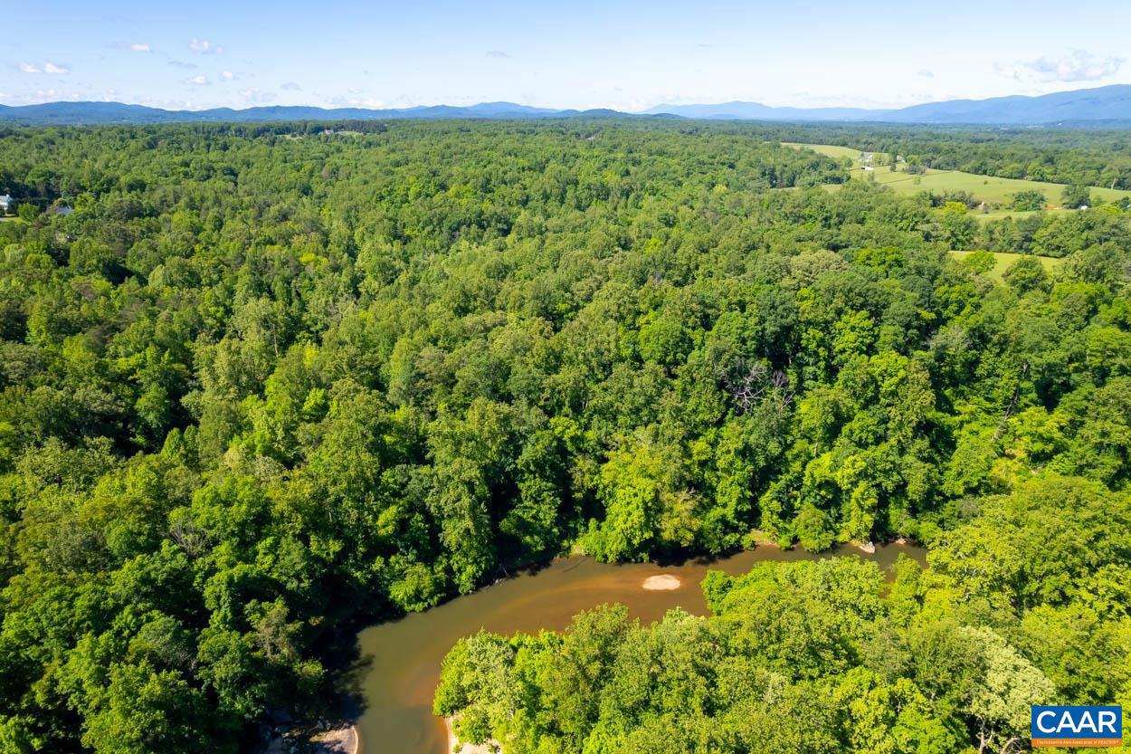 BEAU MONT FARM - Residential
