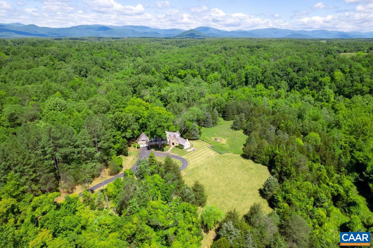 BEAU MONT FARM - Residential