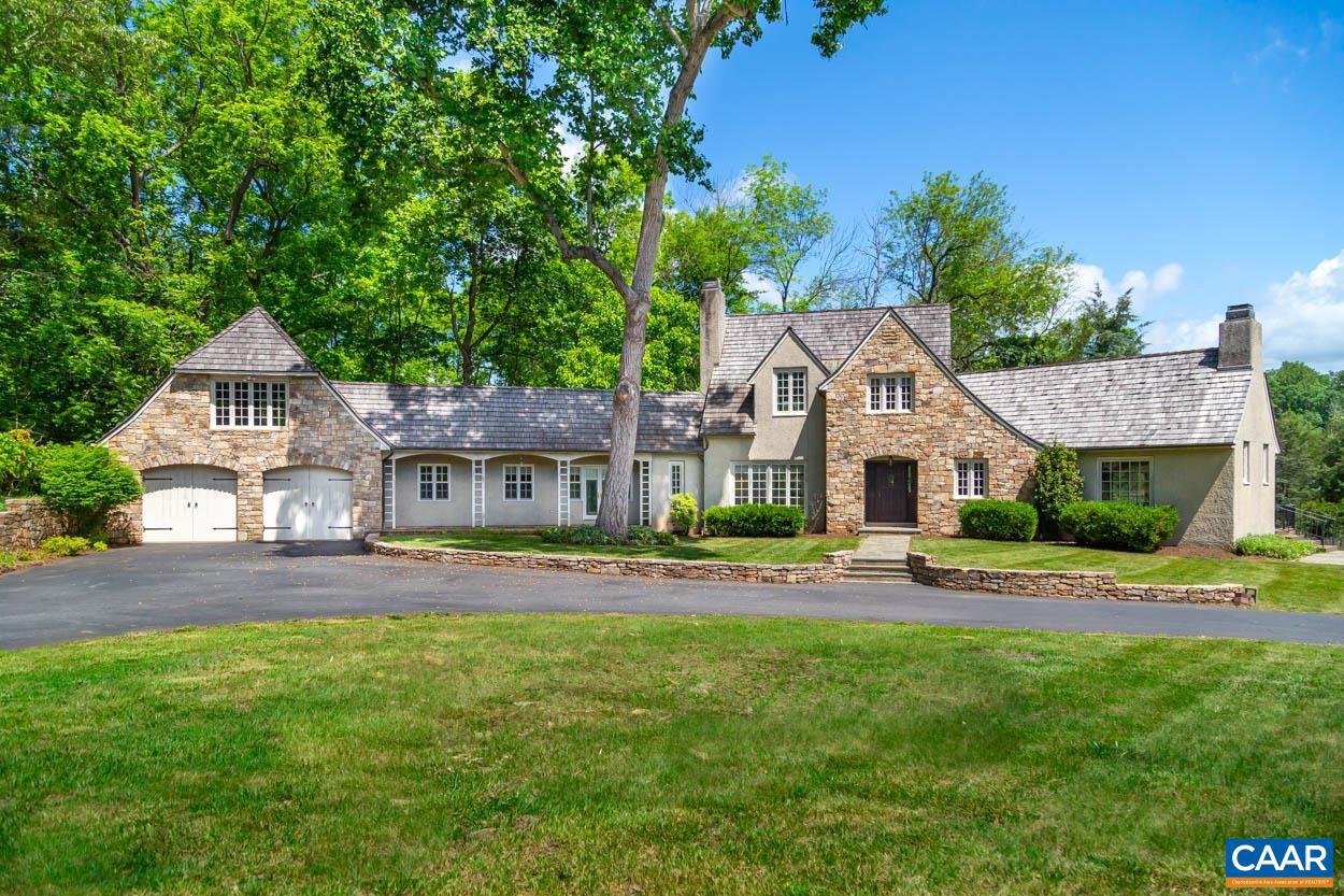 BEAU MONT FARM - Residential