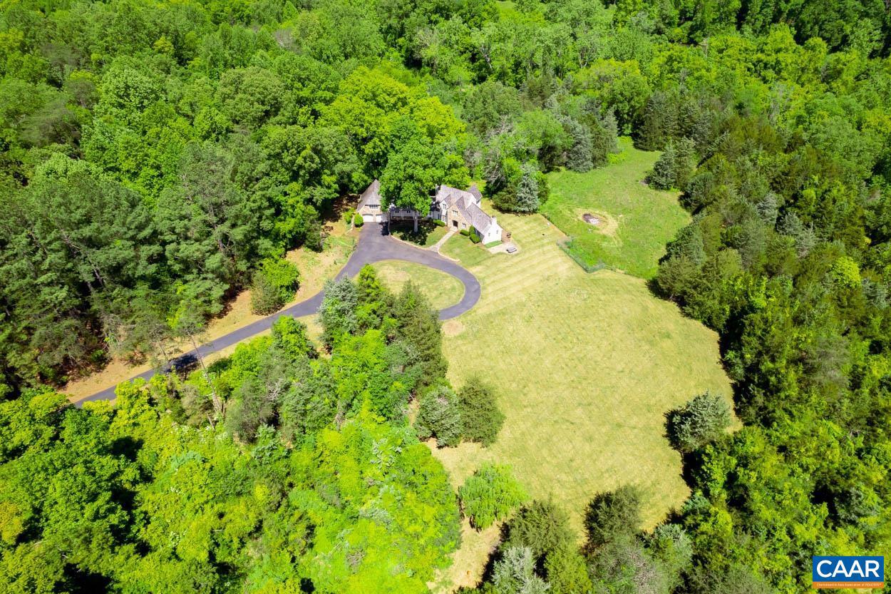 BEAU MONT FARM - Residential