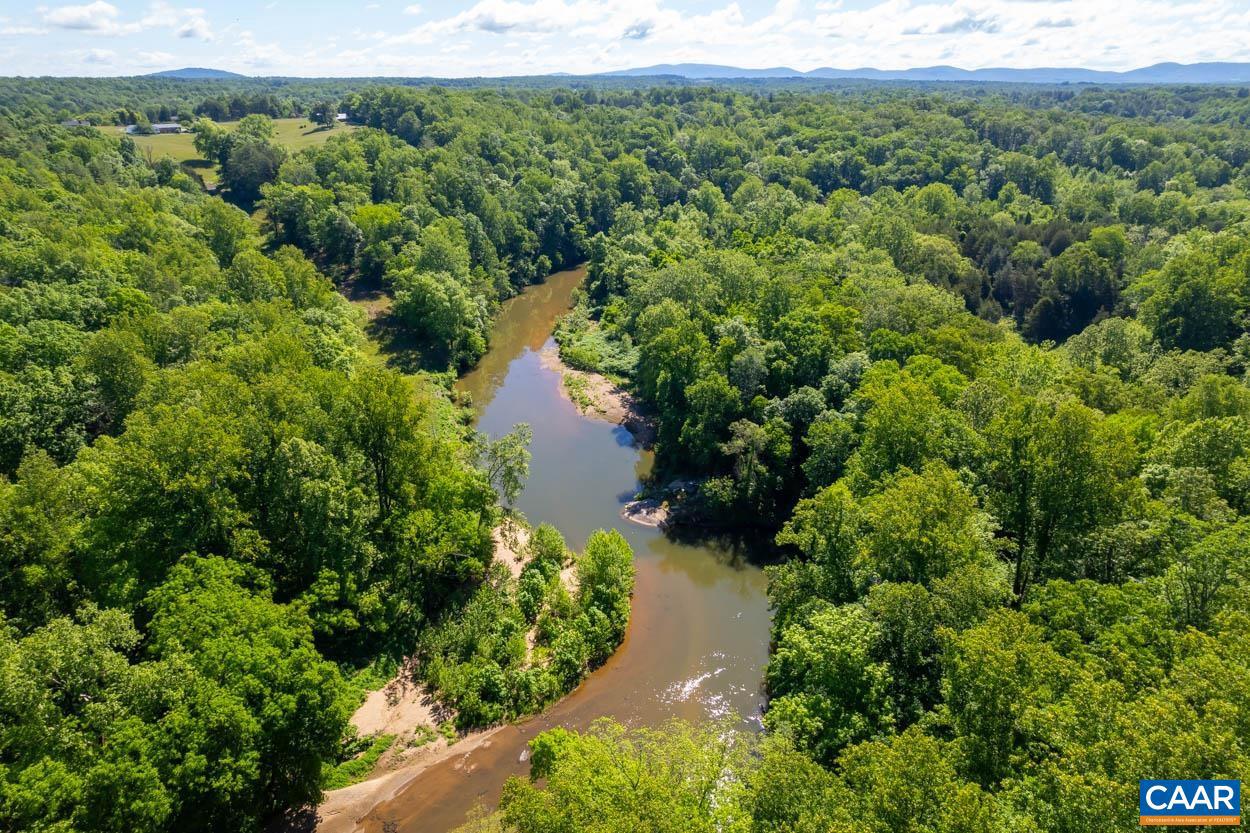 BEAU MONT FARM - Residential