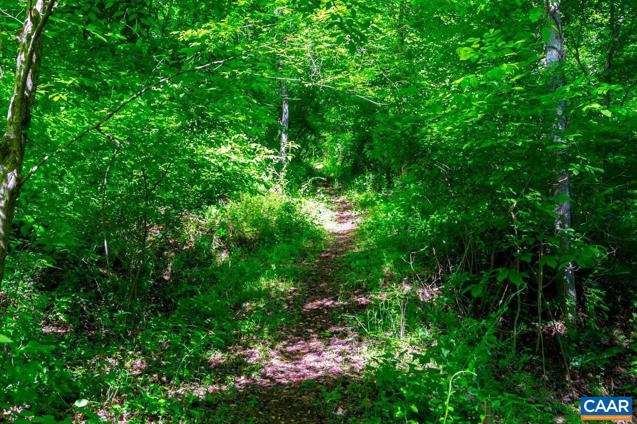 BEAU MONT FARM - Residential