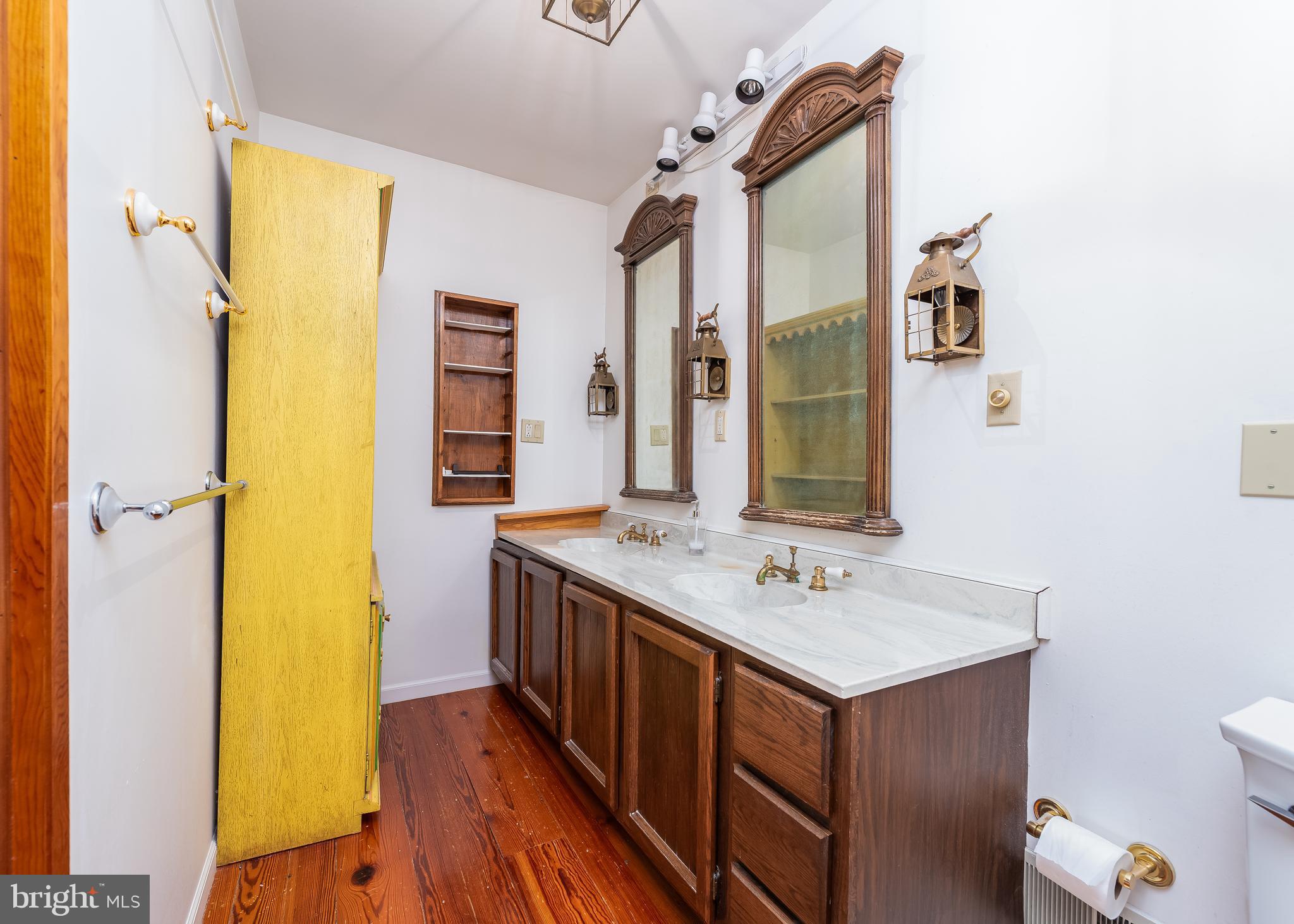 FAULKNER RIDGE - Residential