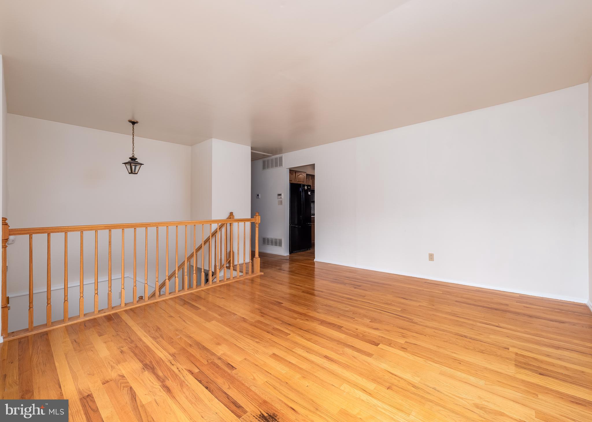 10592 SPOTTED HORSE LANE