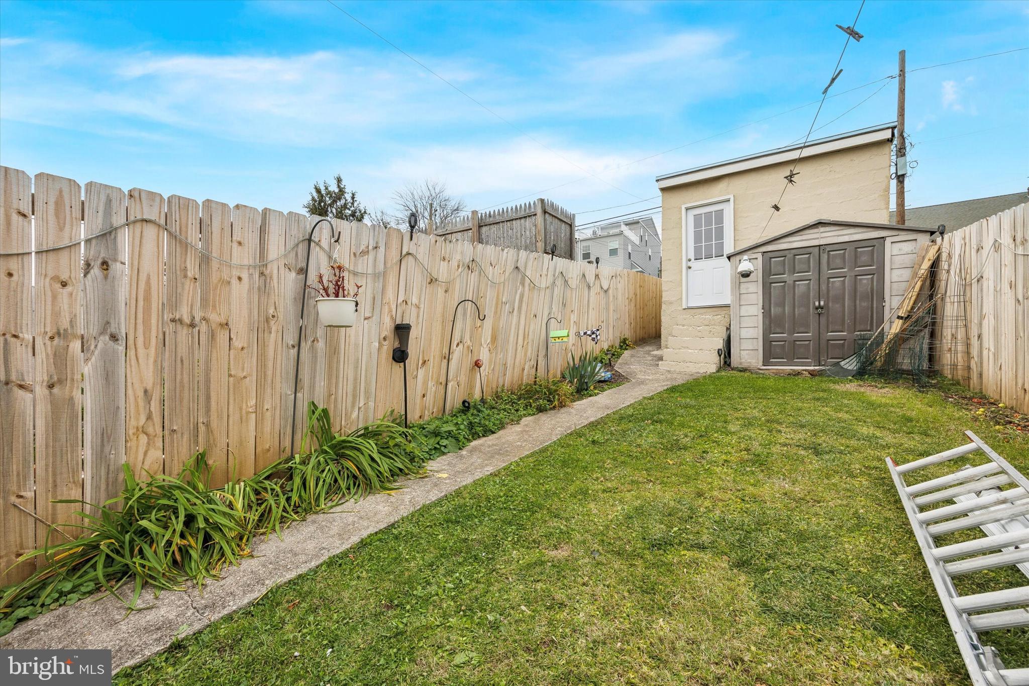 CONSHOHOCKEN - Residential