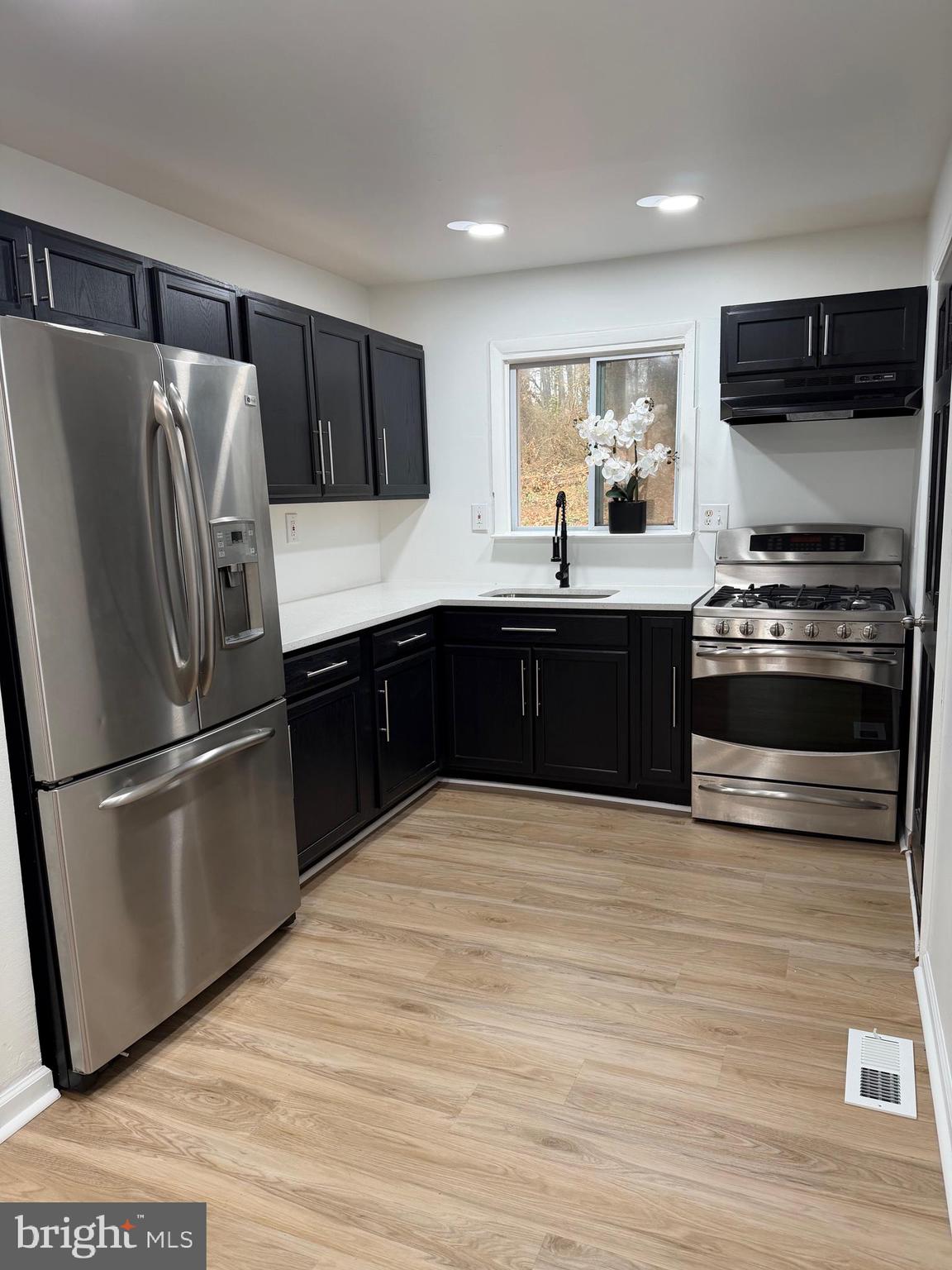 BEACON HEIGHTS - Residential