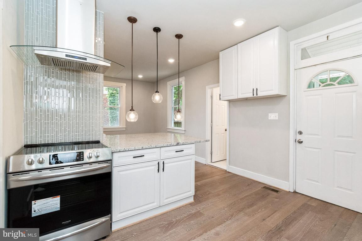 FRANKFORD - Residential