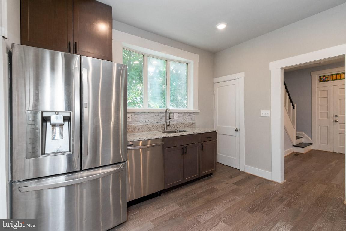 FRANKFORD - Residential