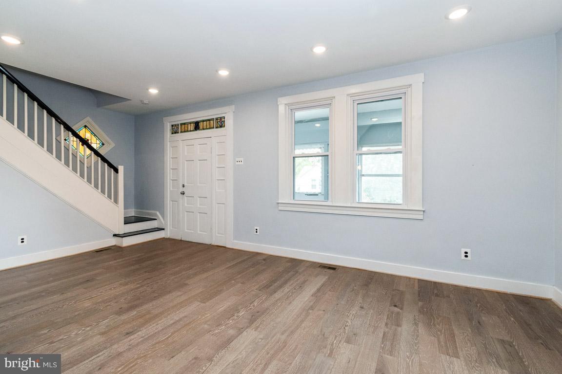 FRANKFORD - Residential