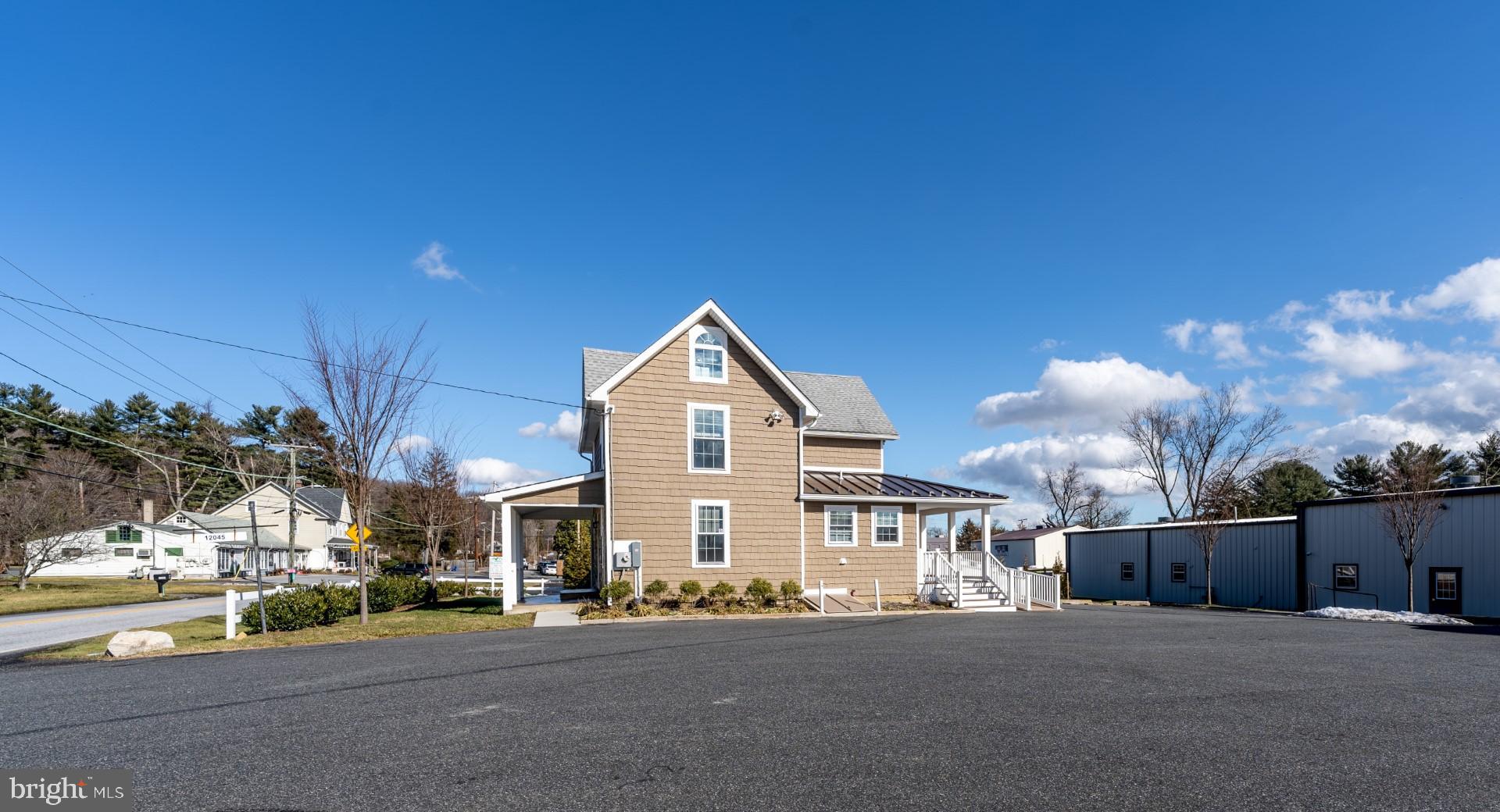 GLEN ARM - Residential Lease