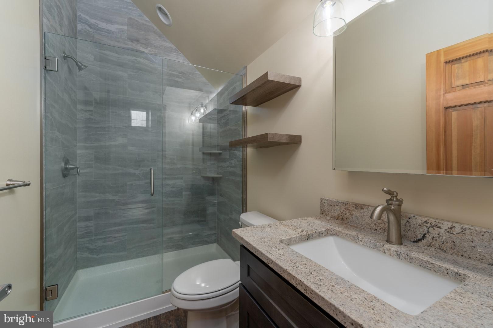 GLEN ARM - Residential Lease