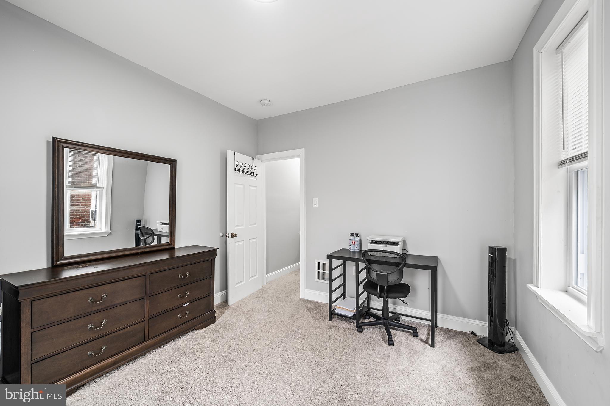 GERMANTOWN (EAST) - Residential