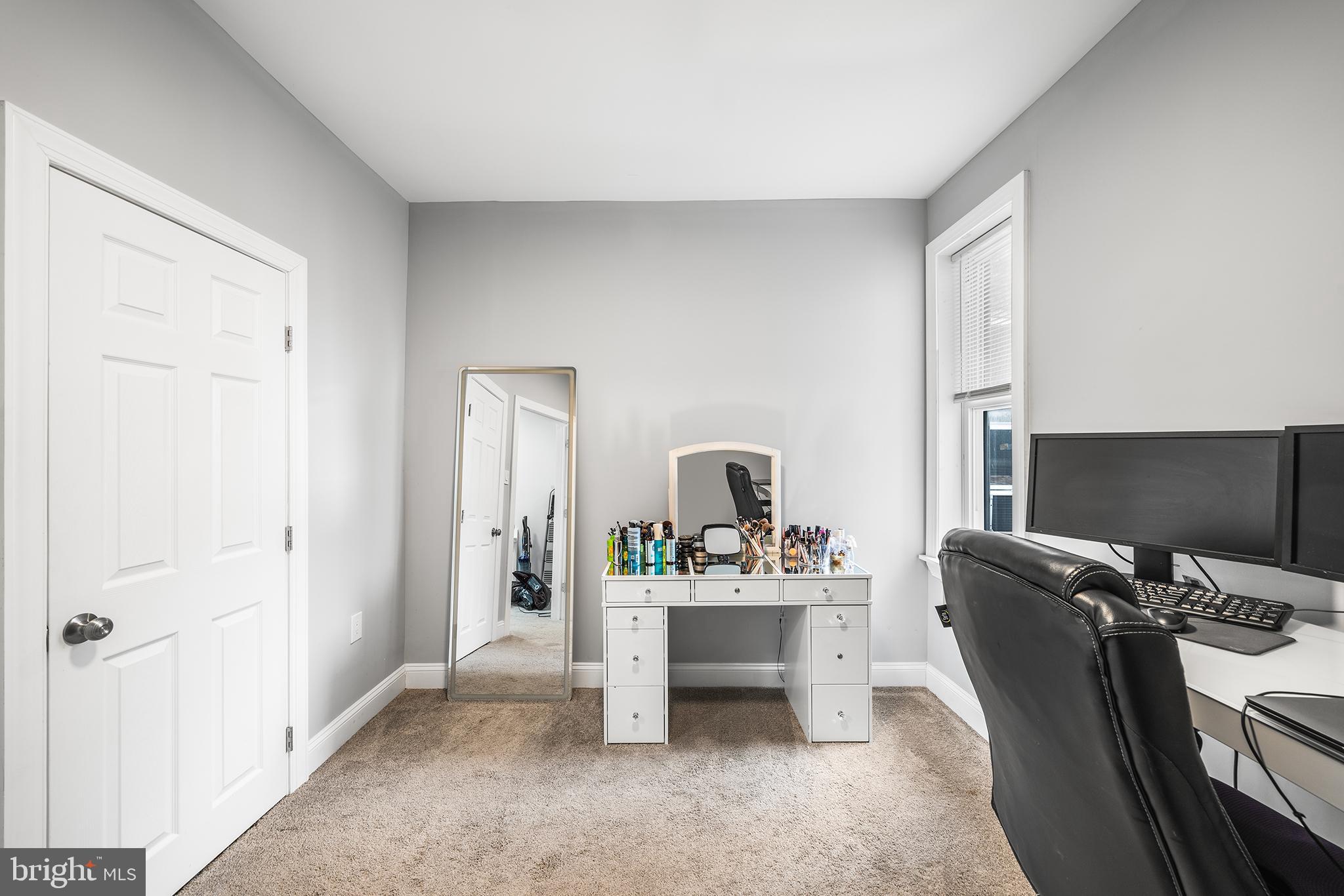 GERMANTOWN (EAST) - Residential